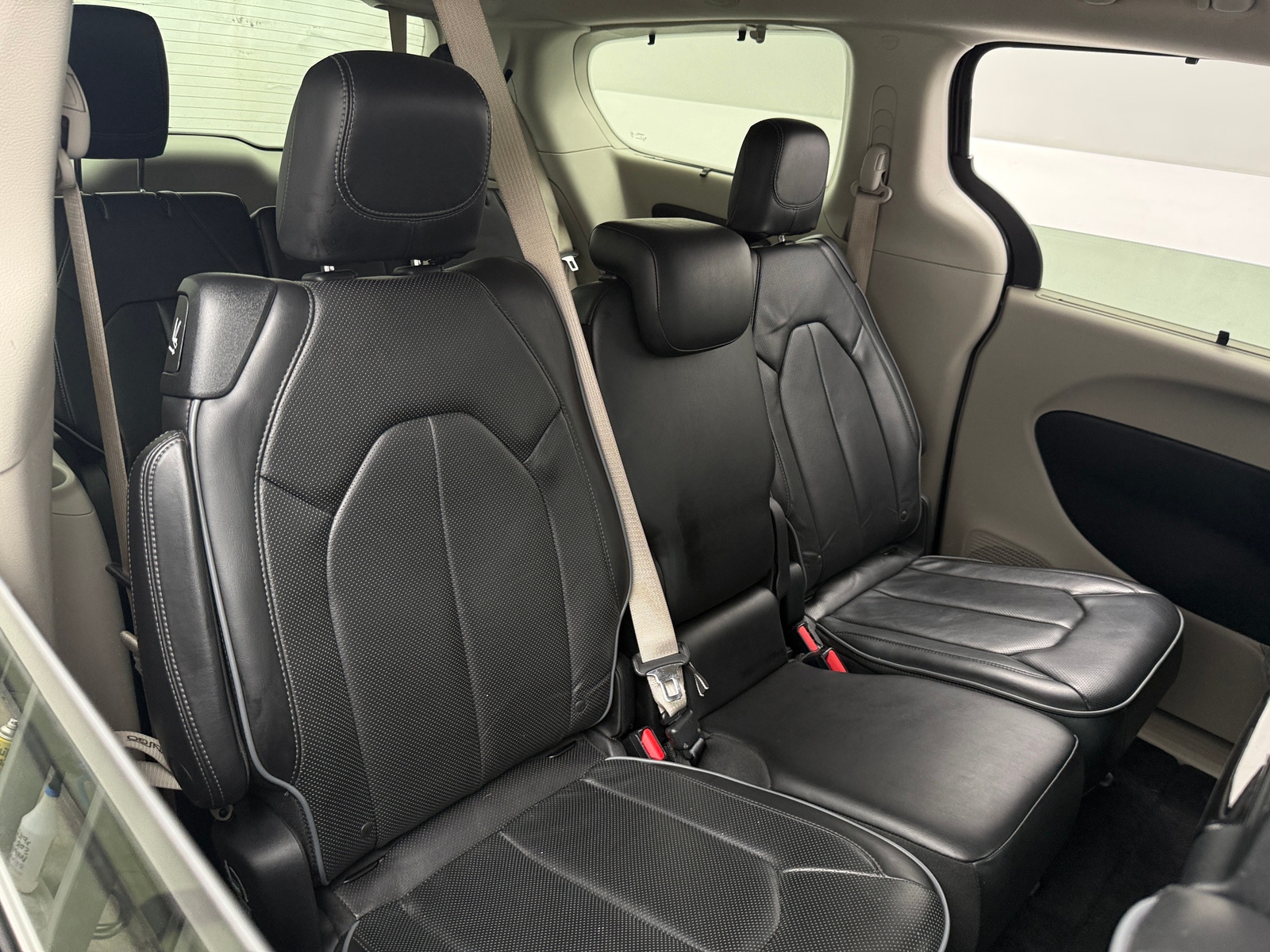 Thumbnail: 2018 Chrysler Pacifica - 5