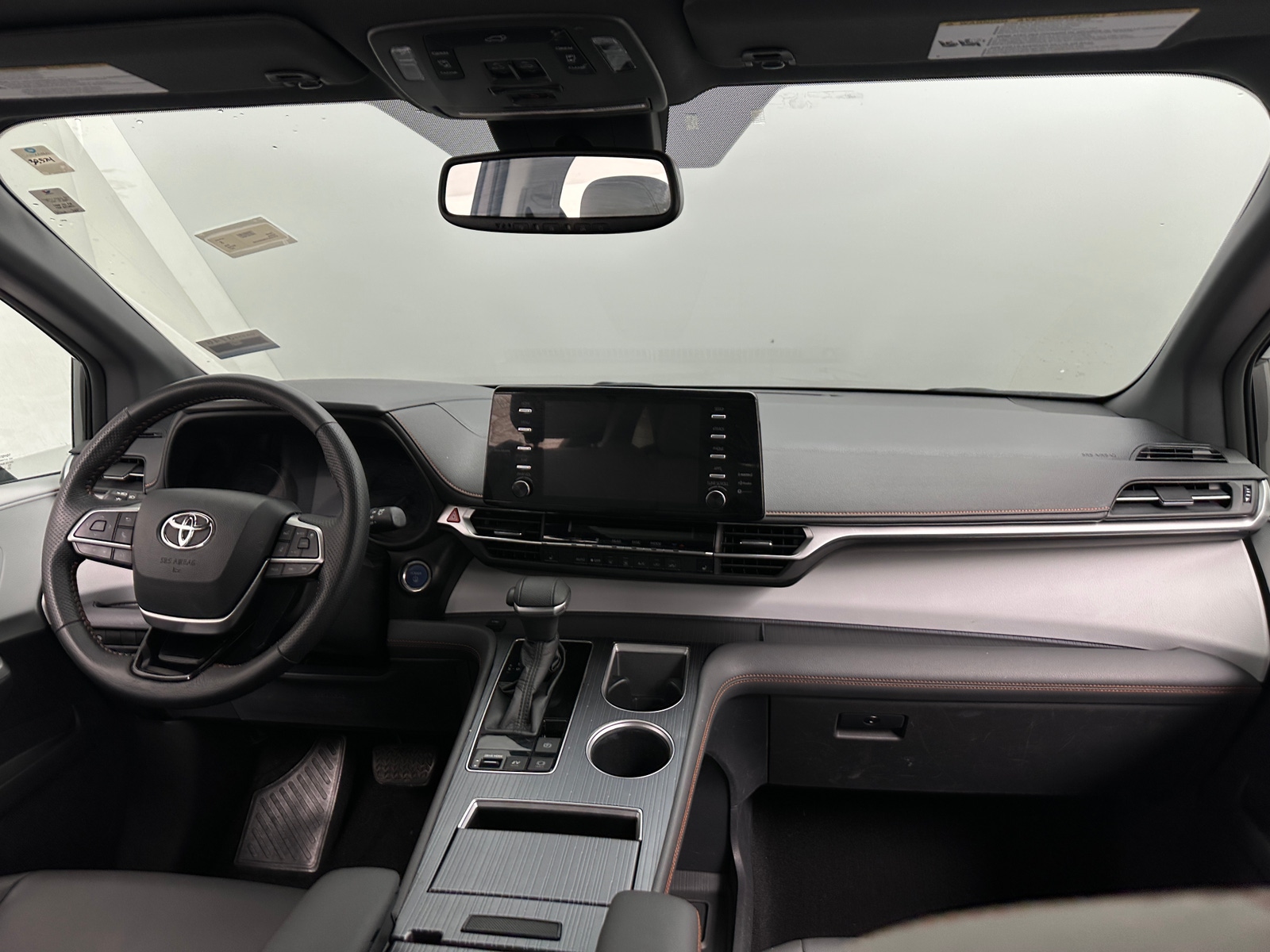 Thumbnail: 2021 Toyota Sienna - 2