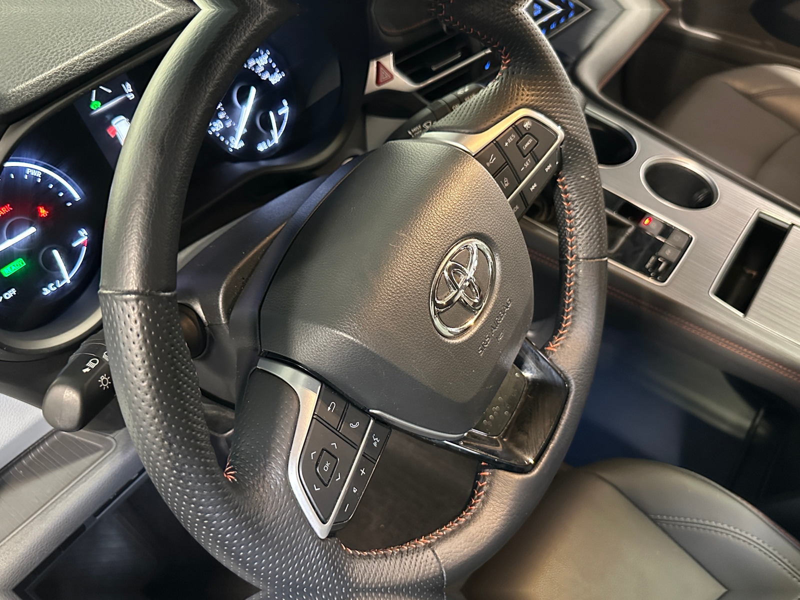 Thumbnail: 2021 Toyota Sienna - 4