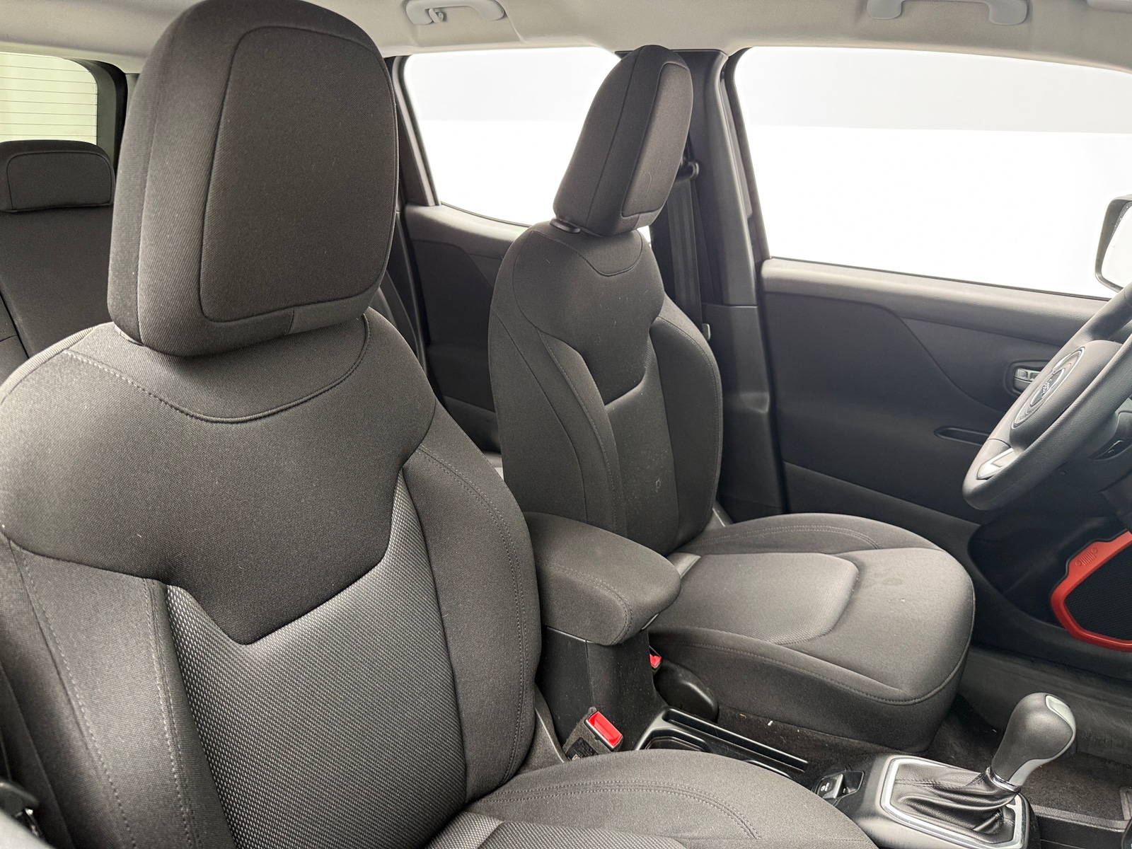 Thumbnail: 2019 Jeep Renegade - 2