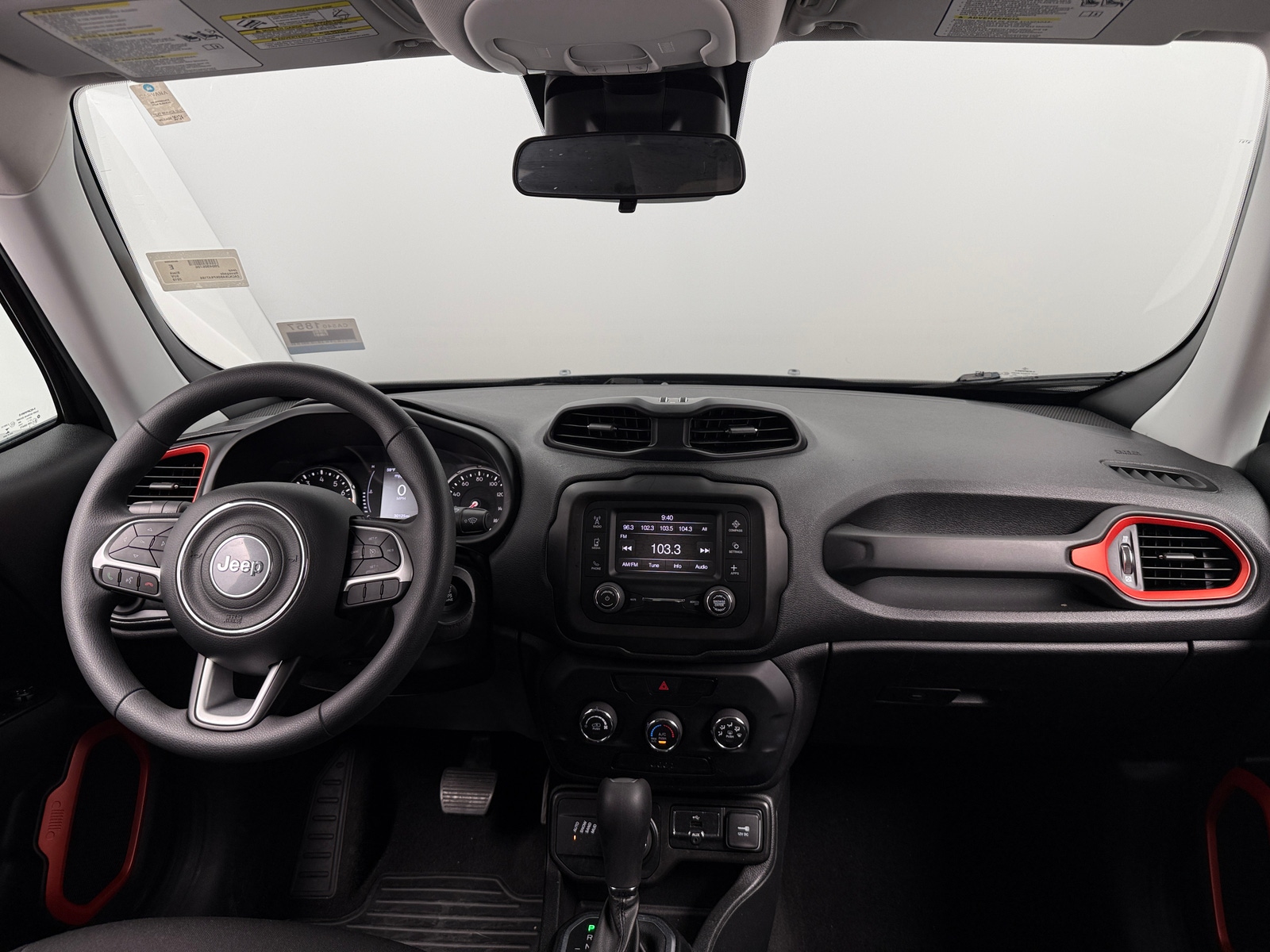 Thumbnail: 2019 Jeep Renegade - 3
