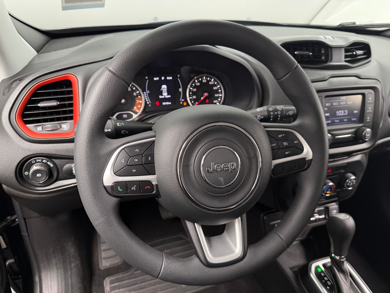 Thumbnail: 2019 Jeep Renegade - 5