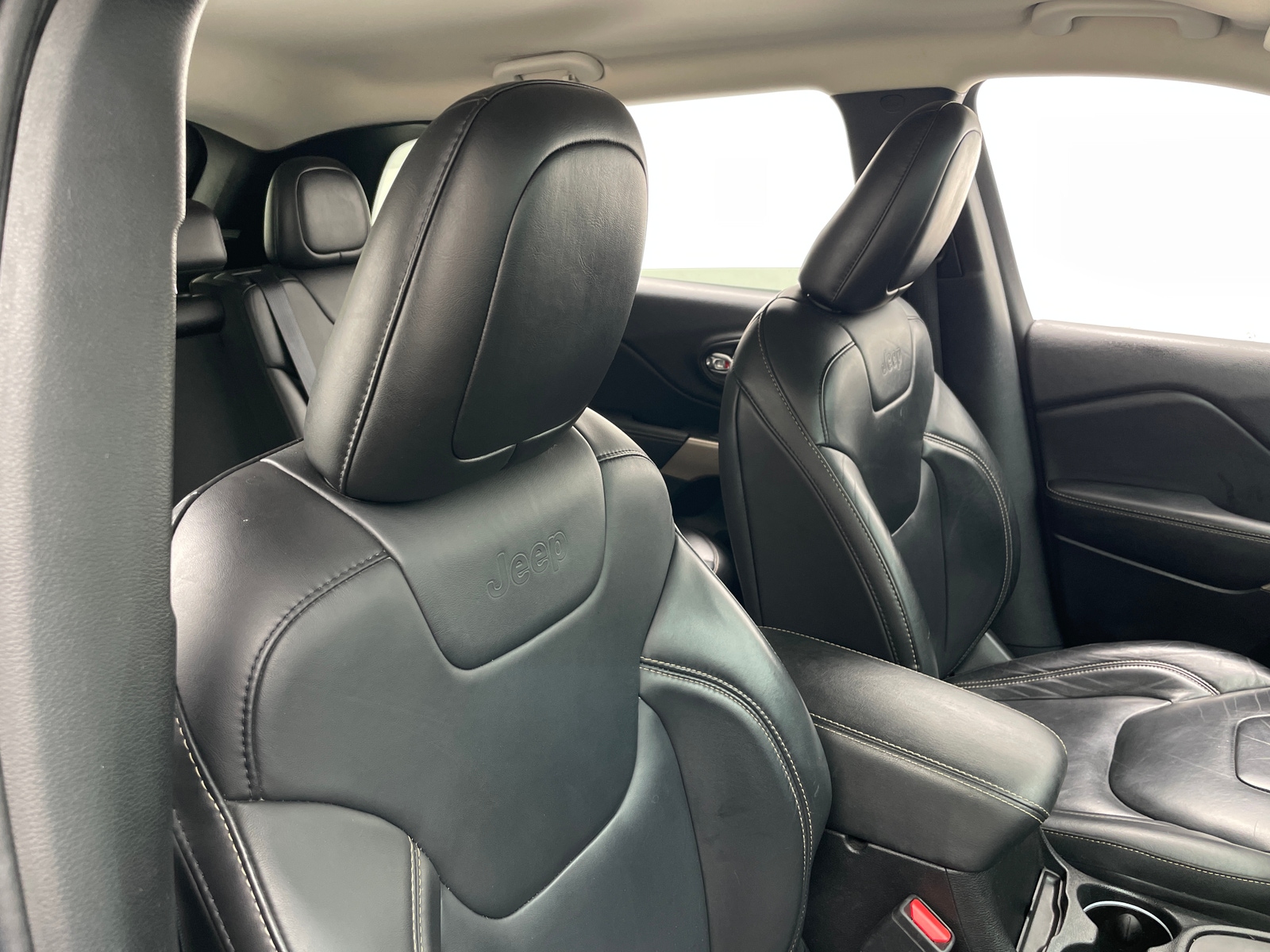Thumbnail: 2017 Jeep Cherokee - 2