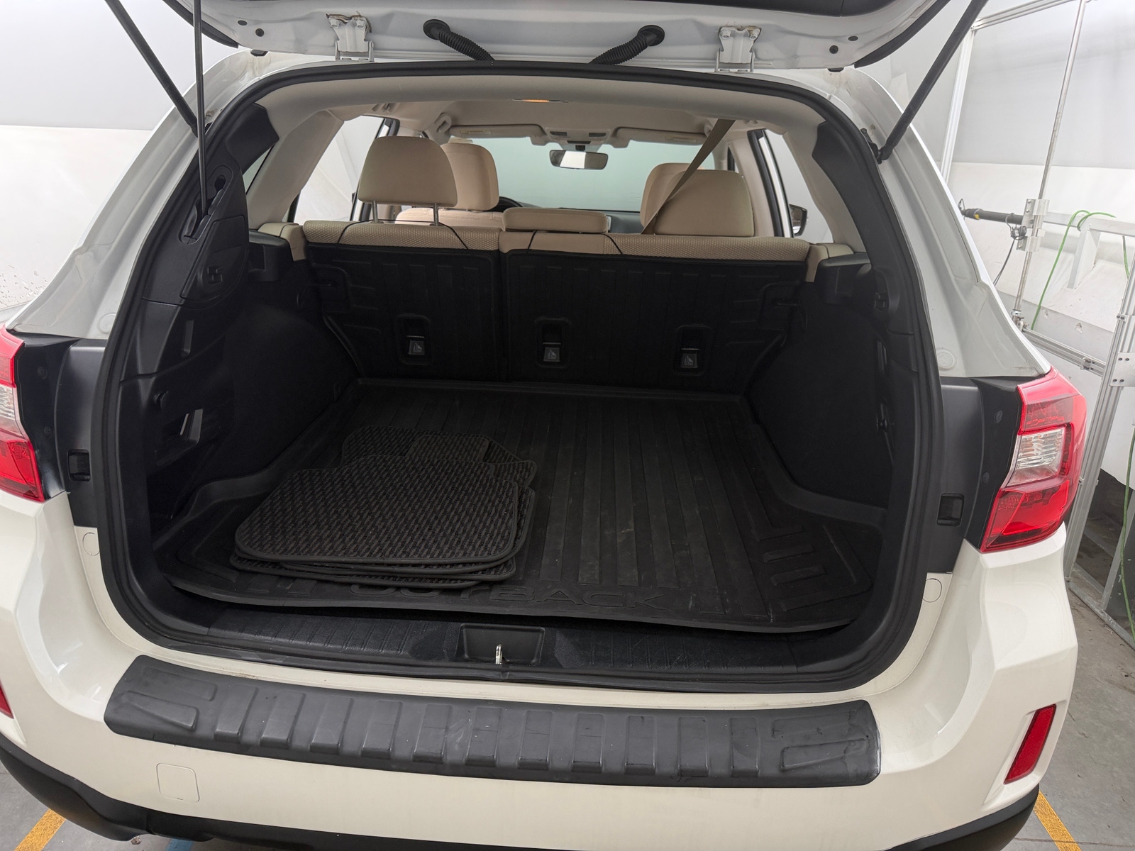 Thumbnail: 2017 Subaru Outback - 7