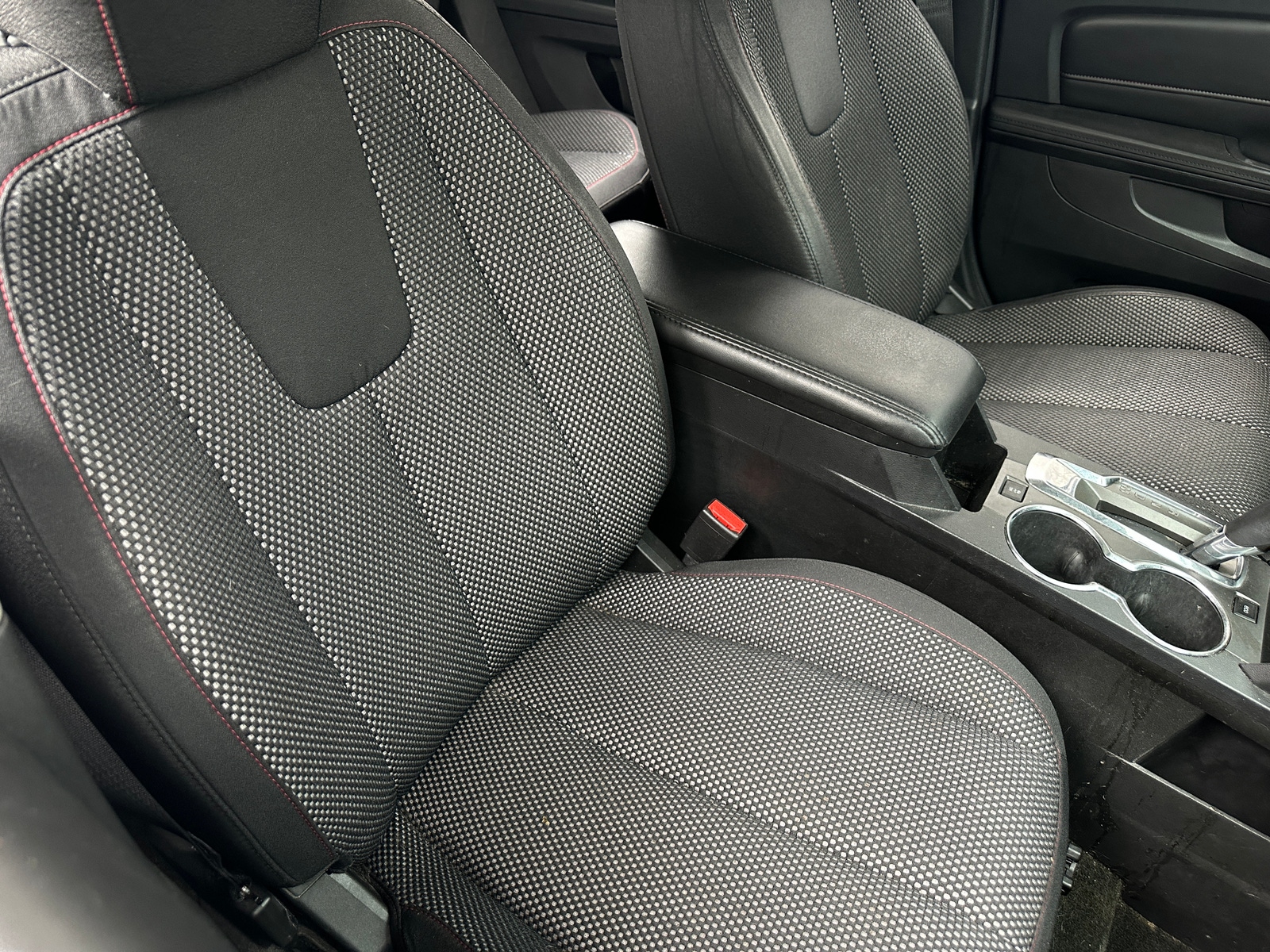 Thumbnail: 2017 GMC Terrain - 2