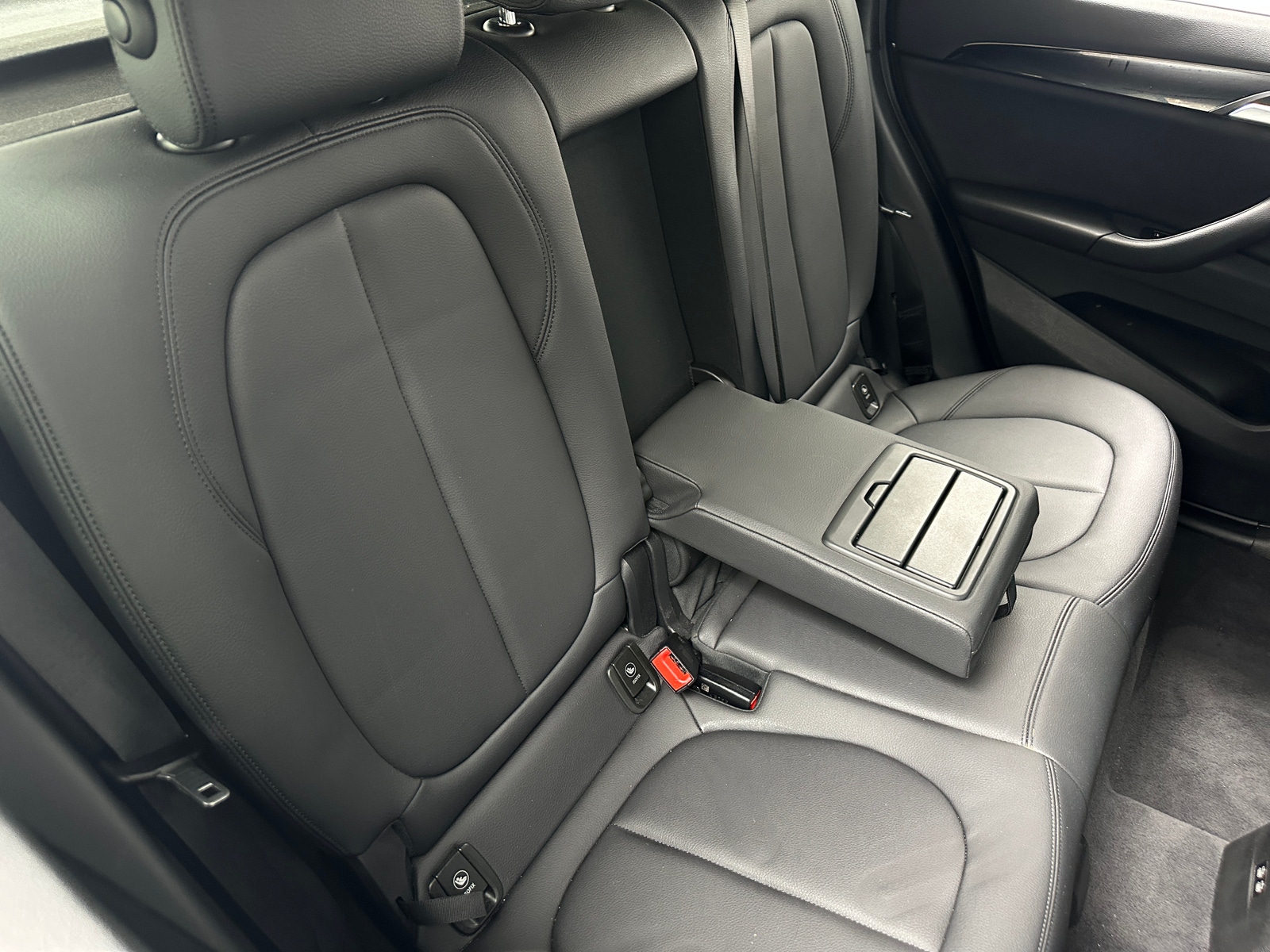Thumbnail: 2019 BMW X1 - 6