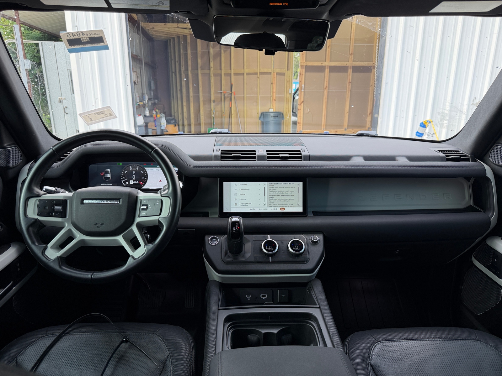 Thumbnail: 2022 Land Rover Defender - 2