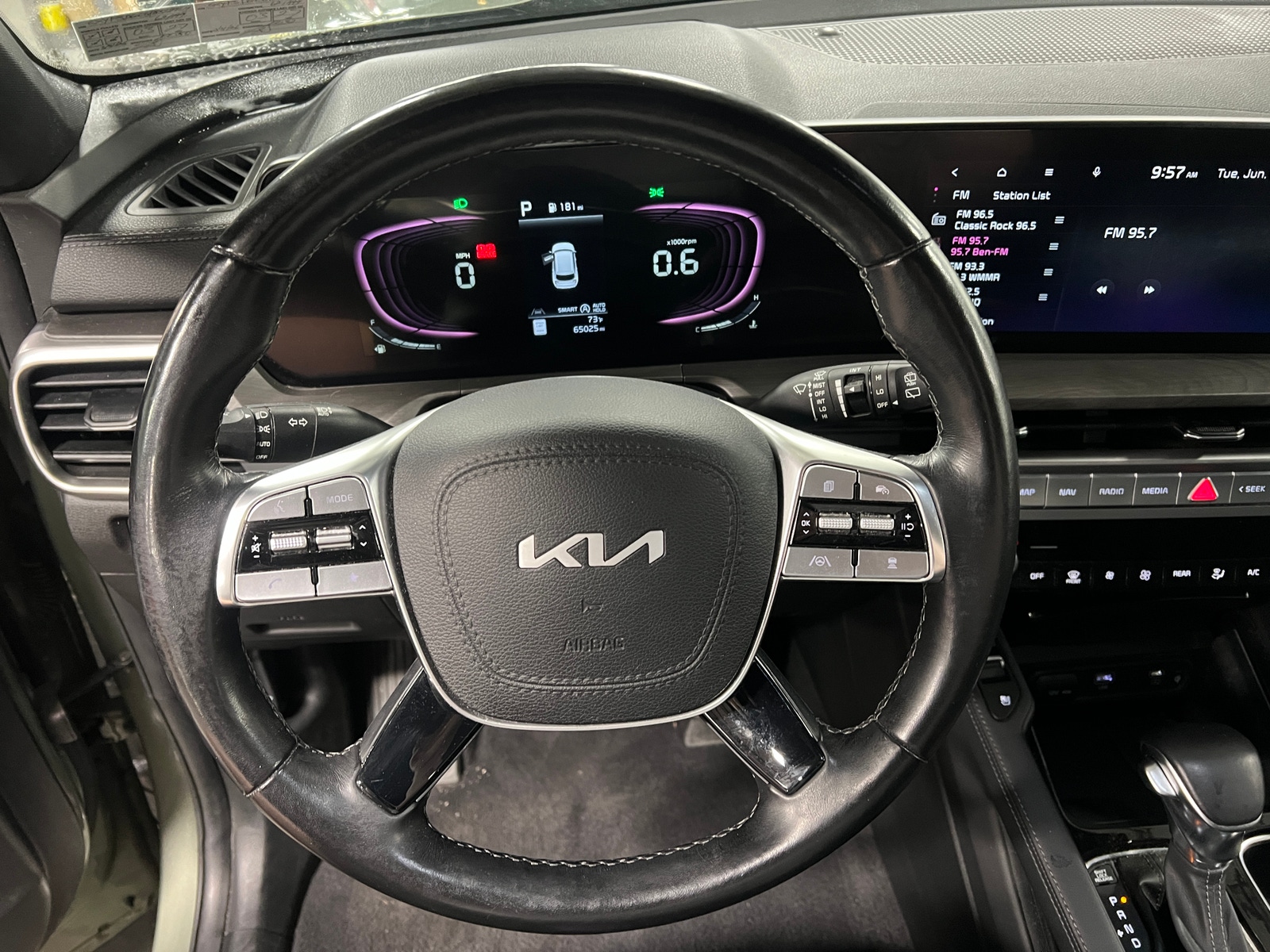 Thumbnail: 2023 Kia Telluride - 4
