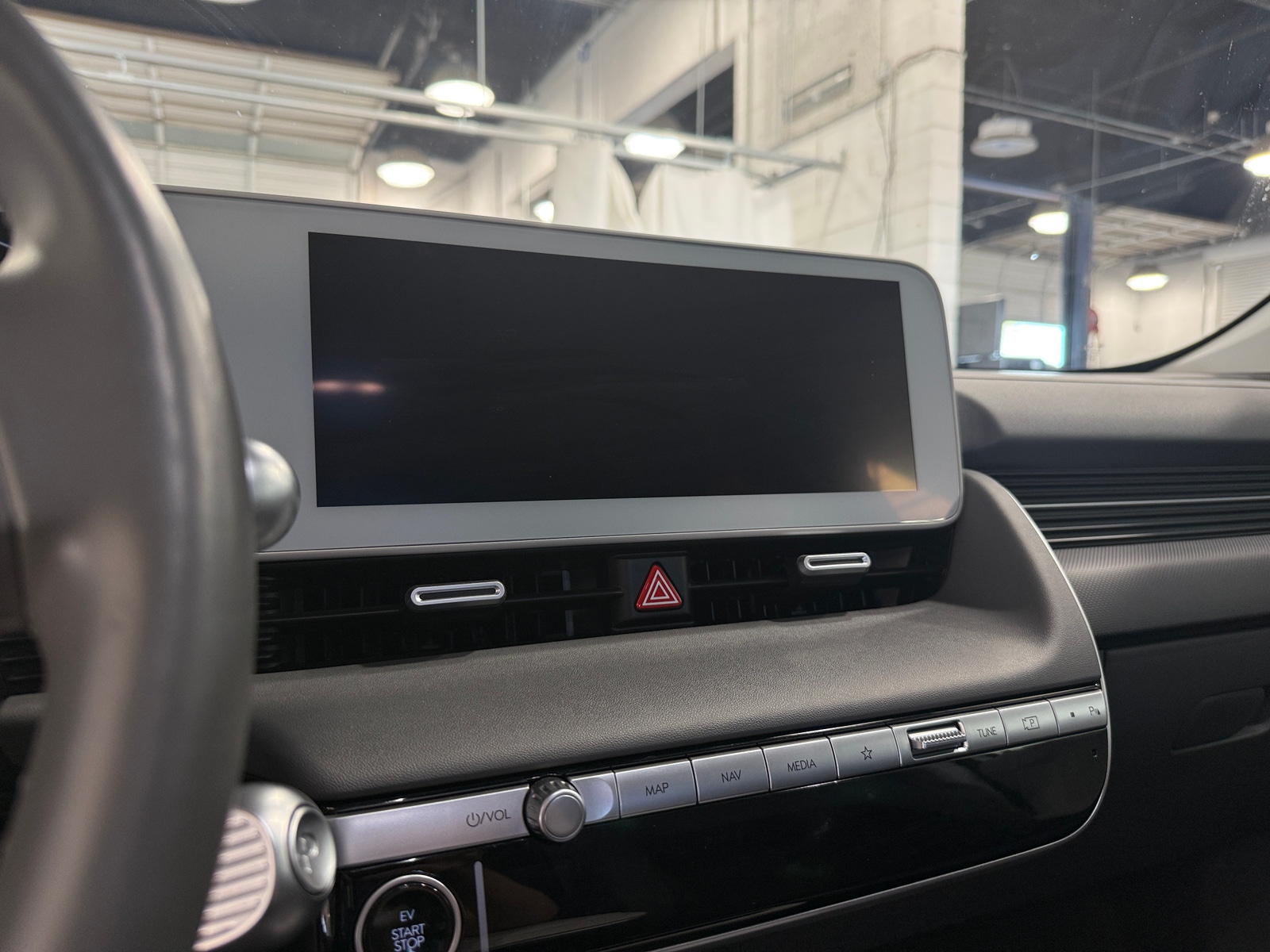 Thumbnail: 2024 Hyundai Ioniq 5 - 4