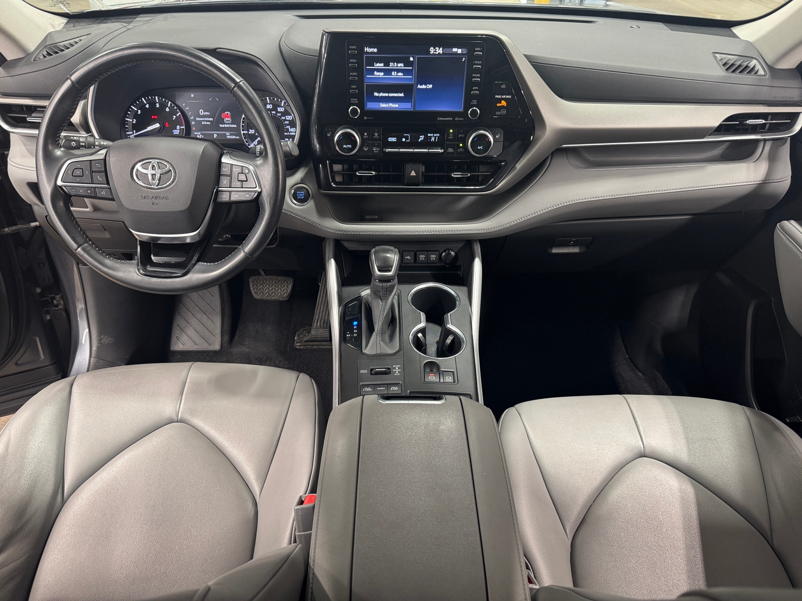 Thumbnail: 2020 Toyota Highlander - 2
