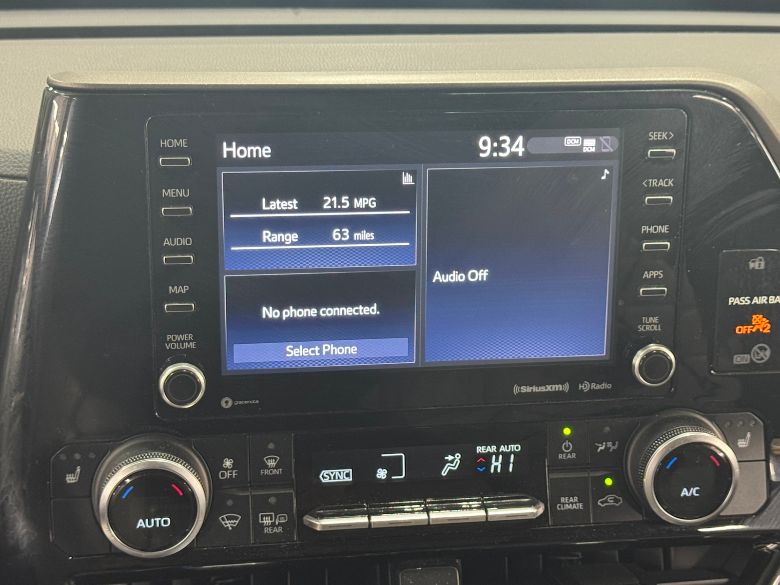 Thumbnail: 2020 Toyota Highlander - 3