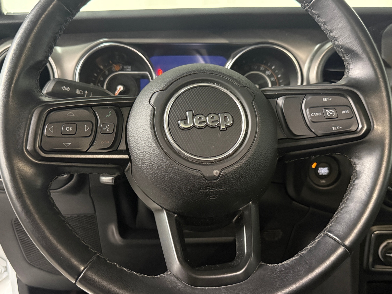 Thumbnail: 2021 Jeep Wrangler - 5