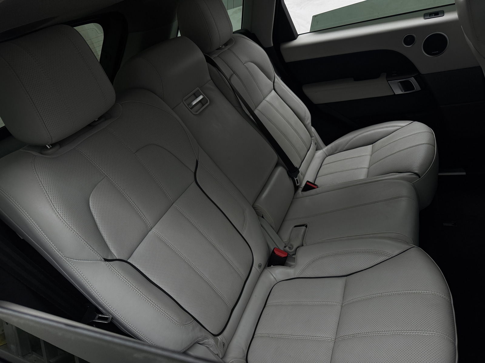 Thumbnail: 2014 Land Rover Range Rover Sport - 5