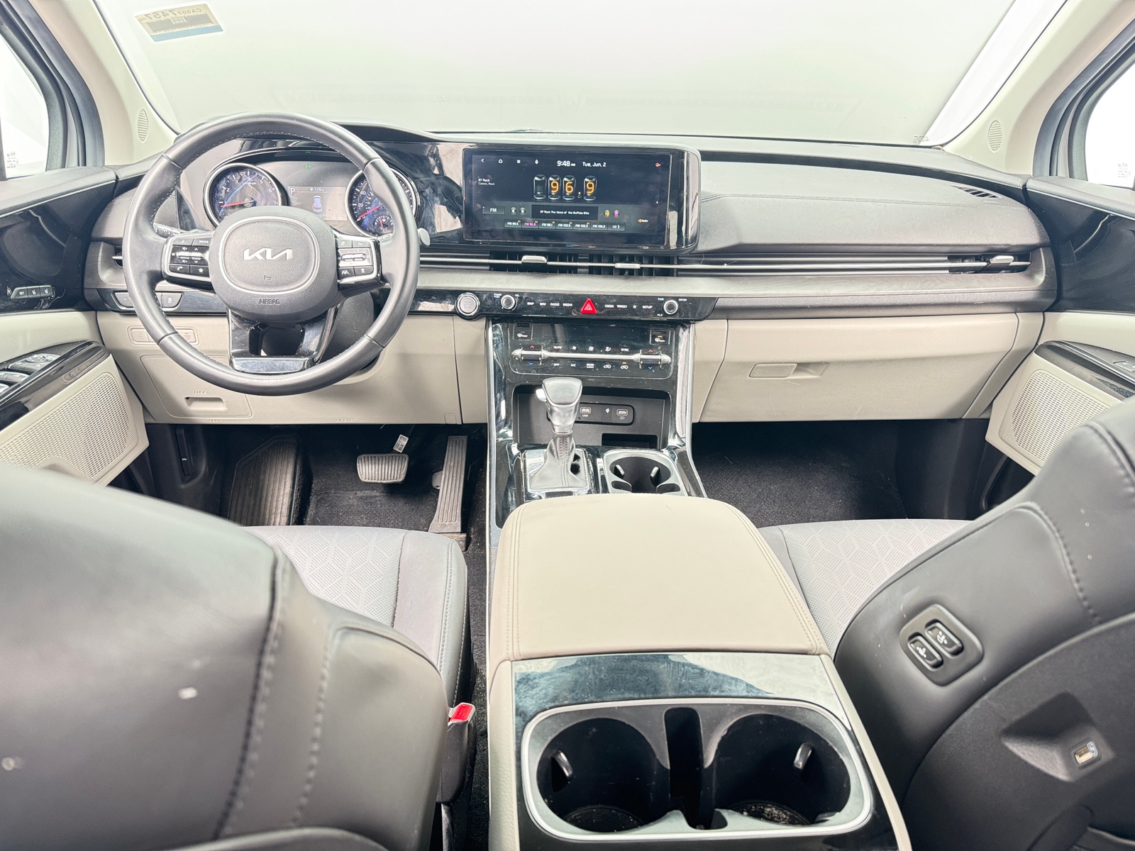 Thumbnail: 2022 Kia Carnival - 2