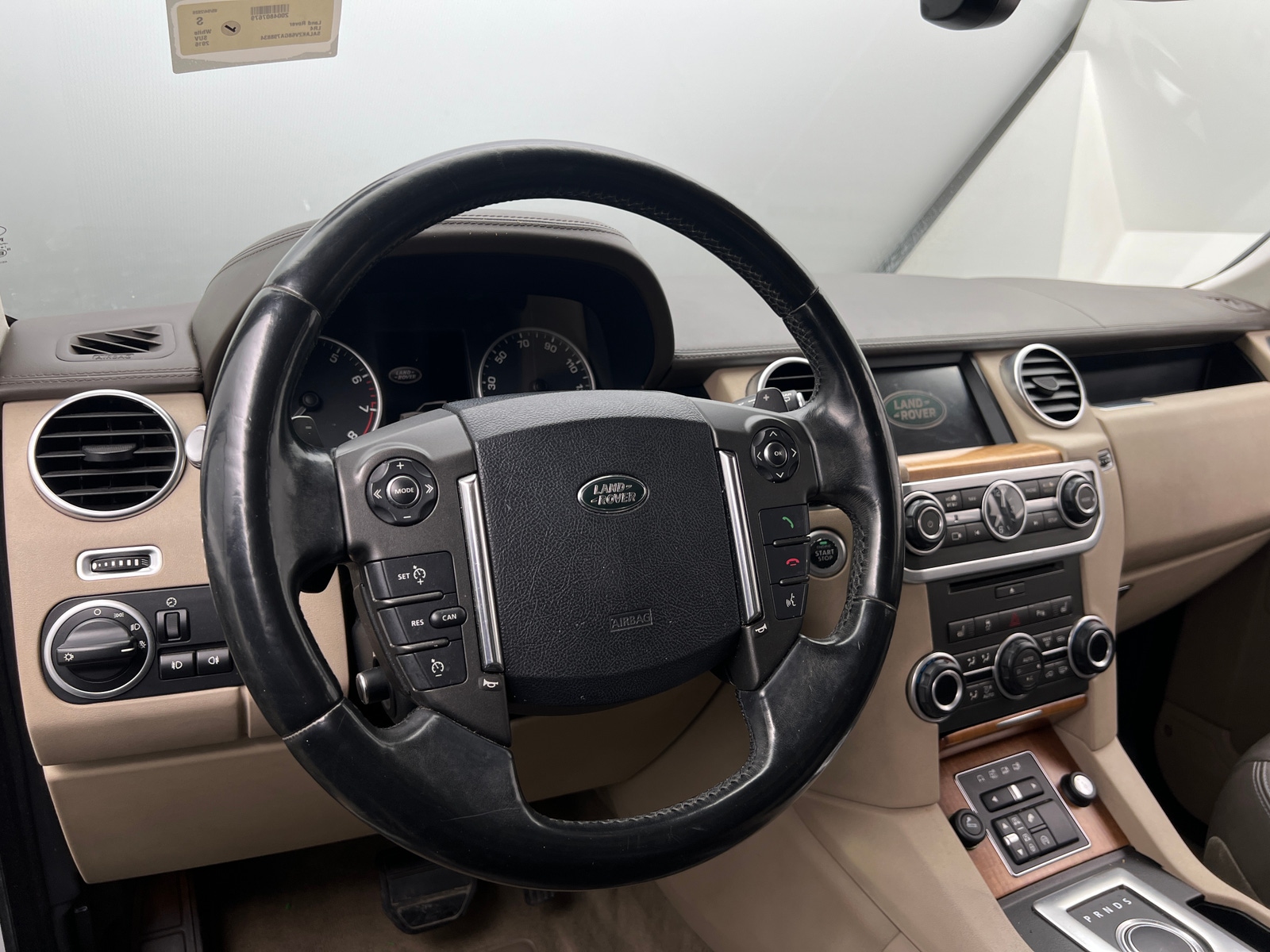 Thumbnail: 2016 Land Rover LR4 - 4