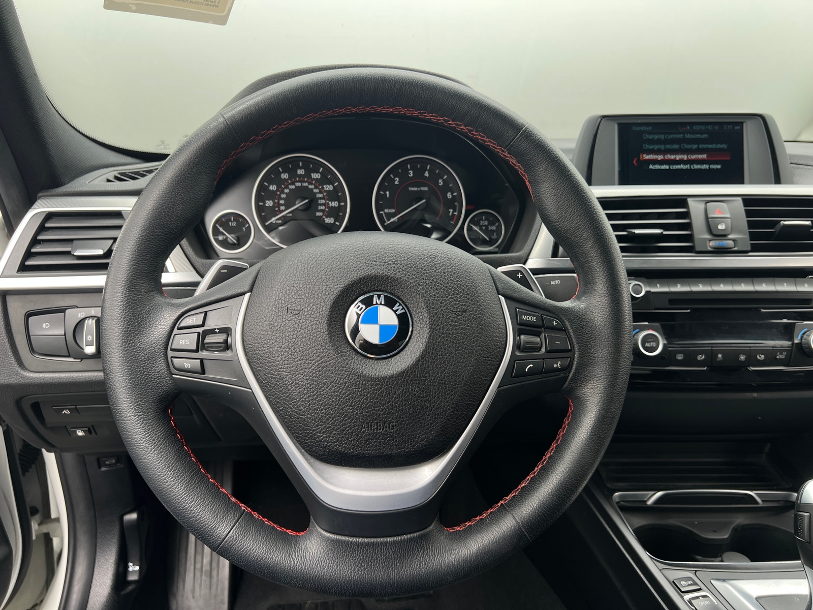 Thumbnail: 2018 BMW 3 Series - 4