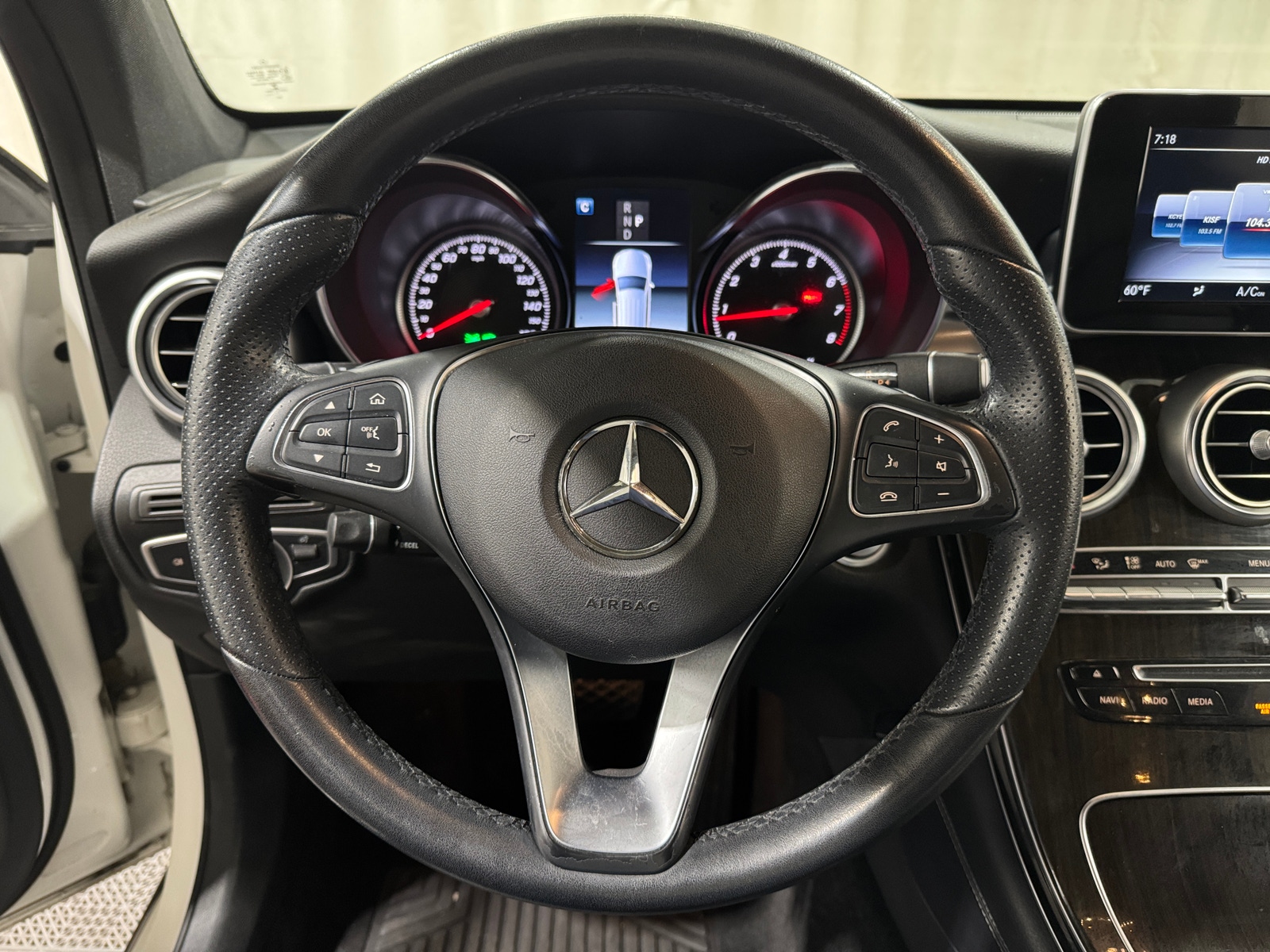 Thumbnail: 2018 Mercedes-Benz GLC - 4