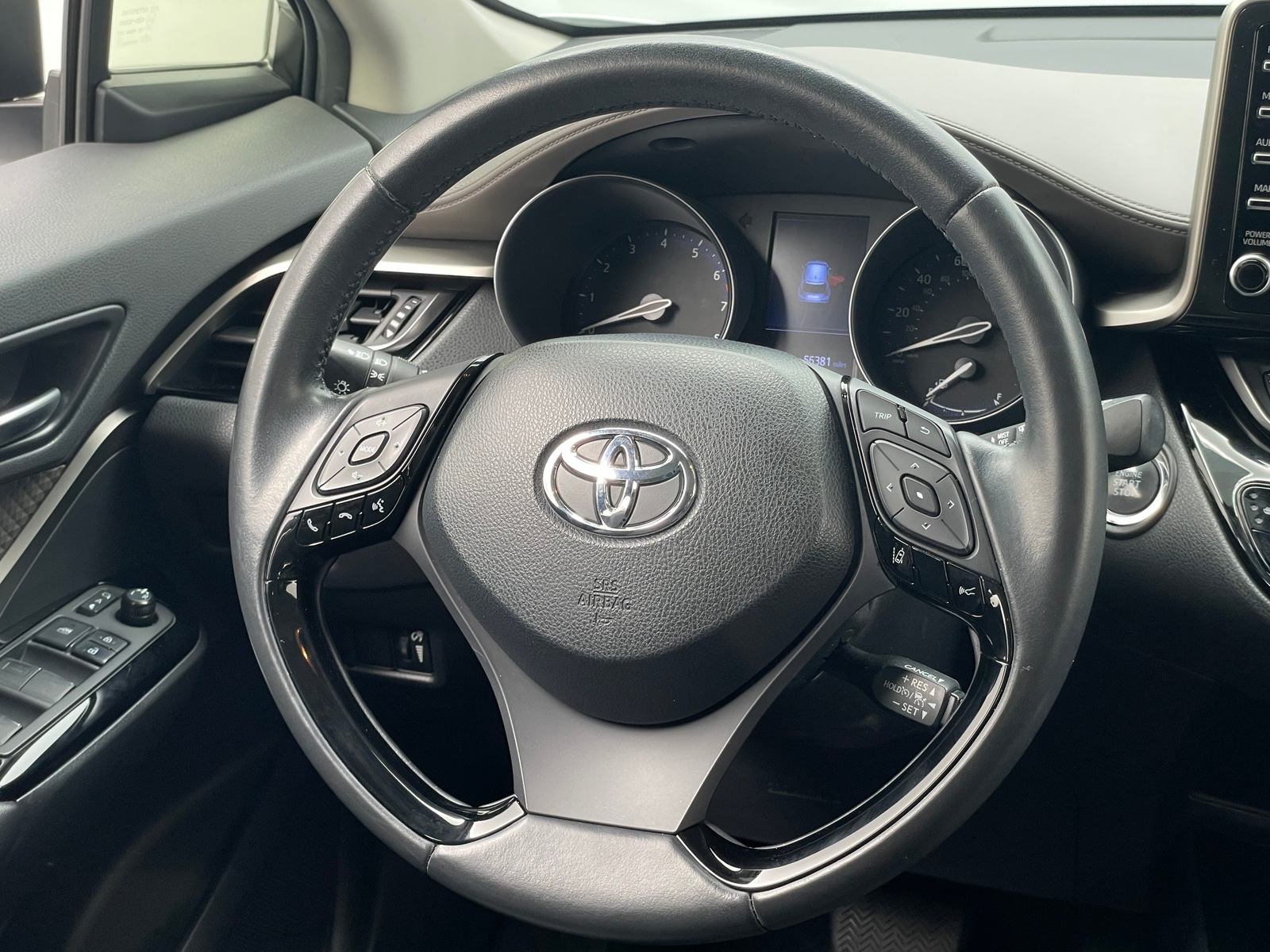 Thumbnail: 2020 Toyota C-HR - 4