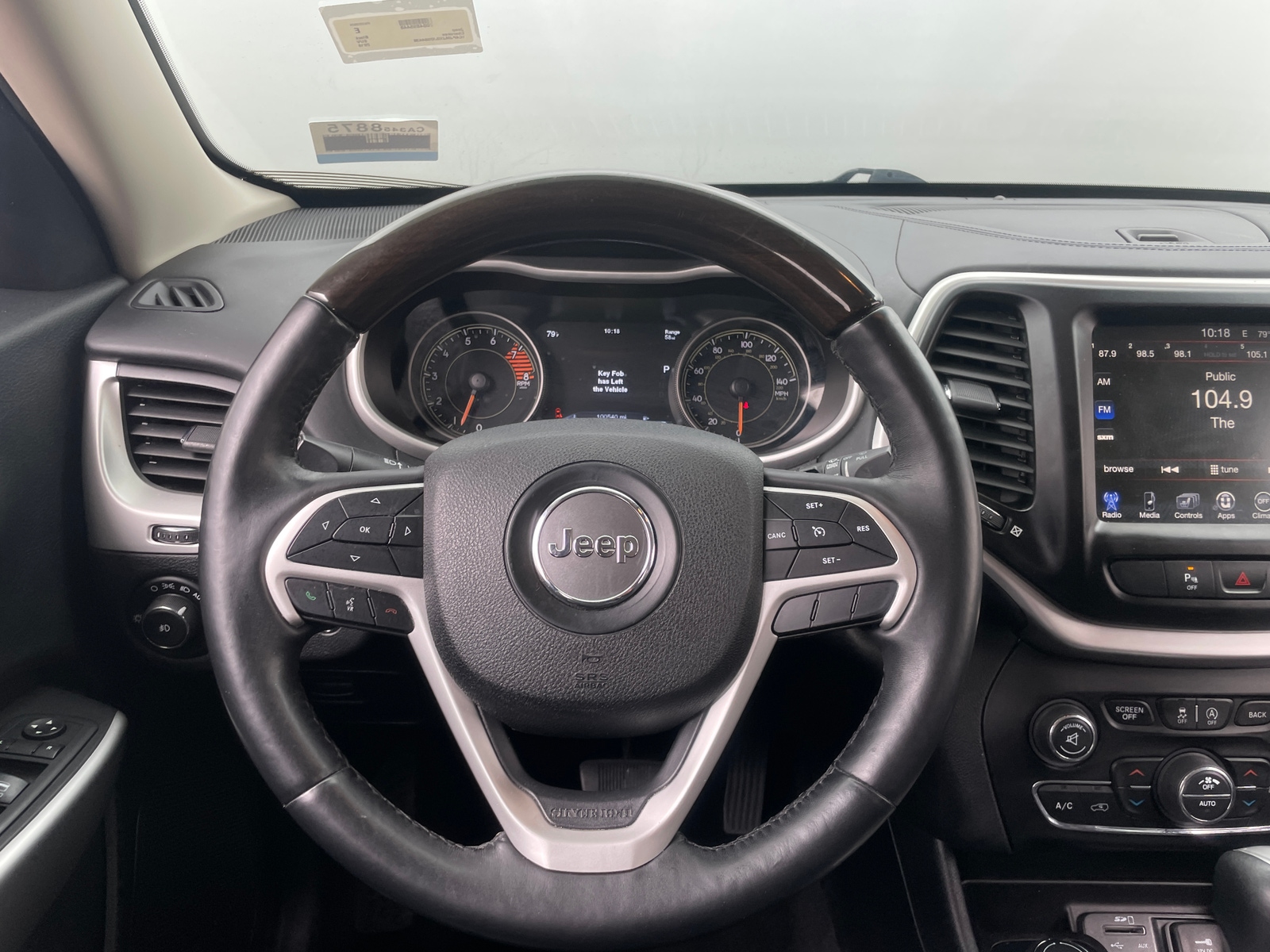 Thumbnail: 2018 Jeep Cherokee - 4