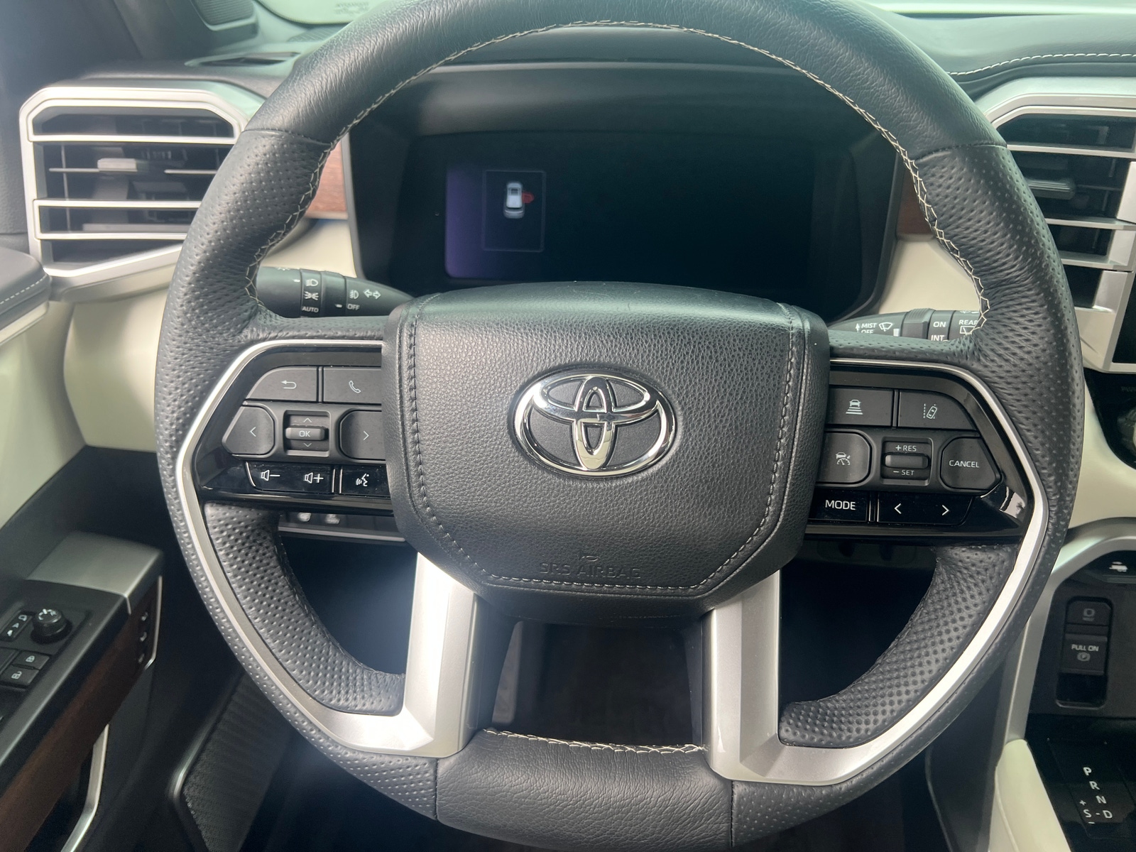 Thumbnail: 2024 Toyota Sequoia - 4