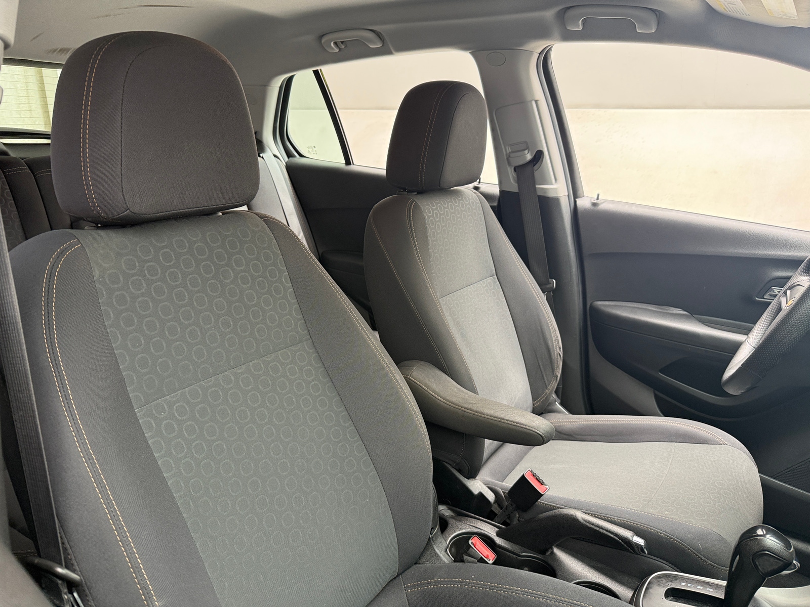 Thumbnail: 2019 Chevrolet Trax - 2