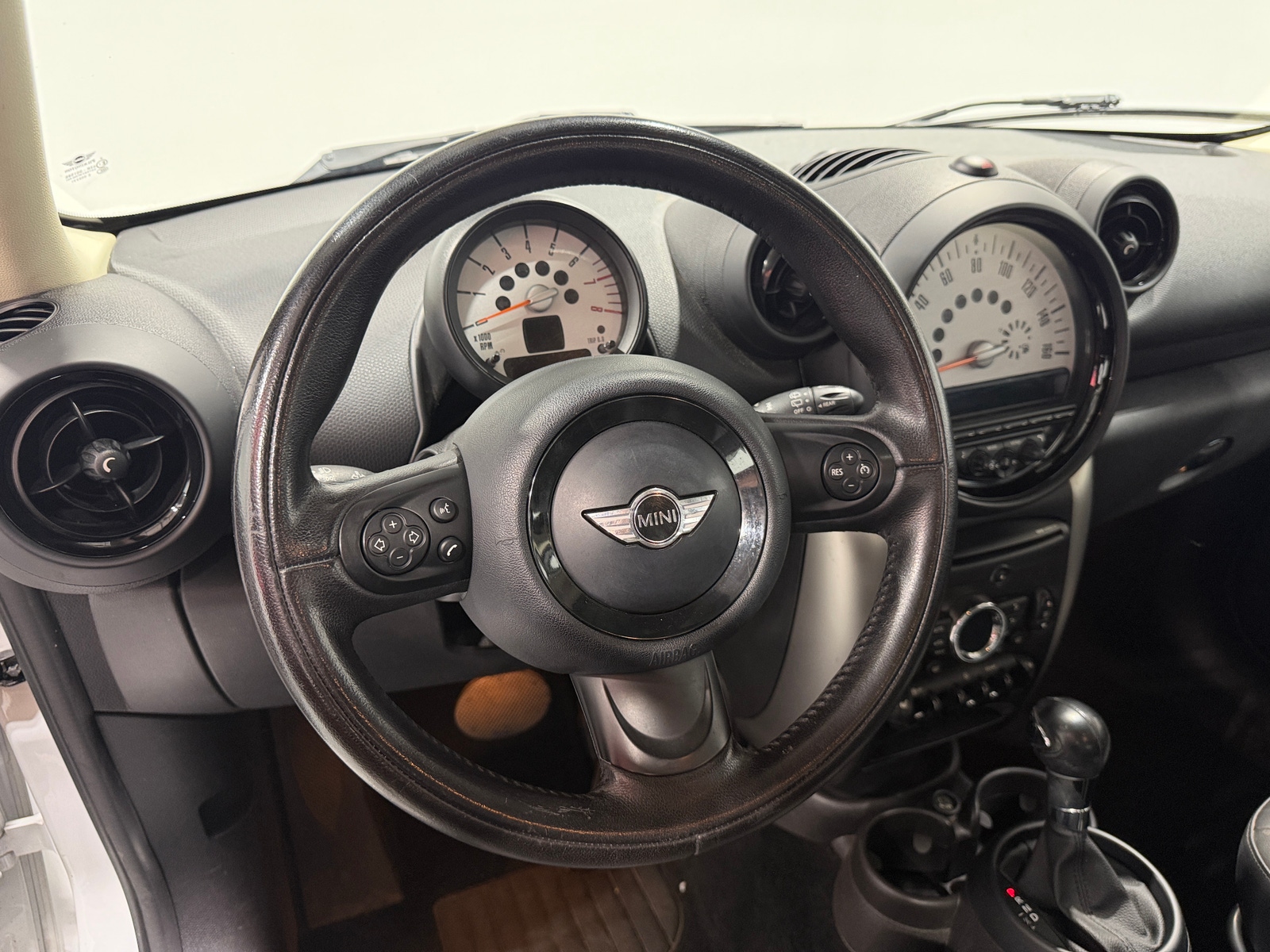 Thumbnail: 2013 MINI Cooper Countryman - 4