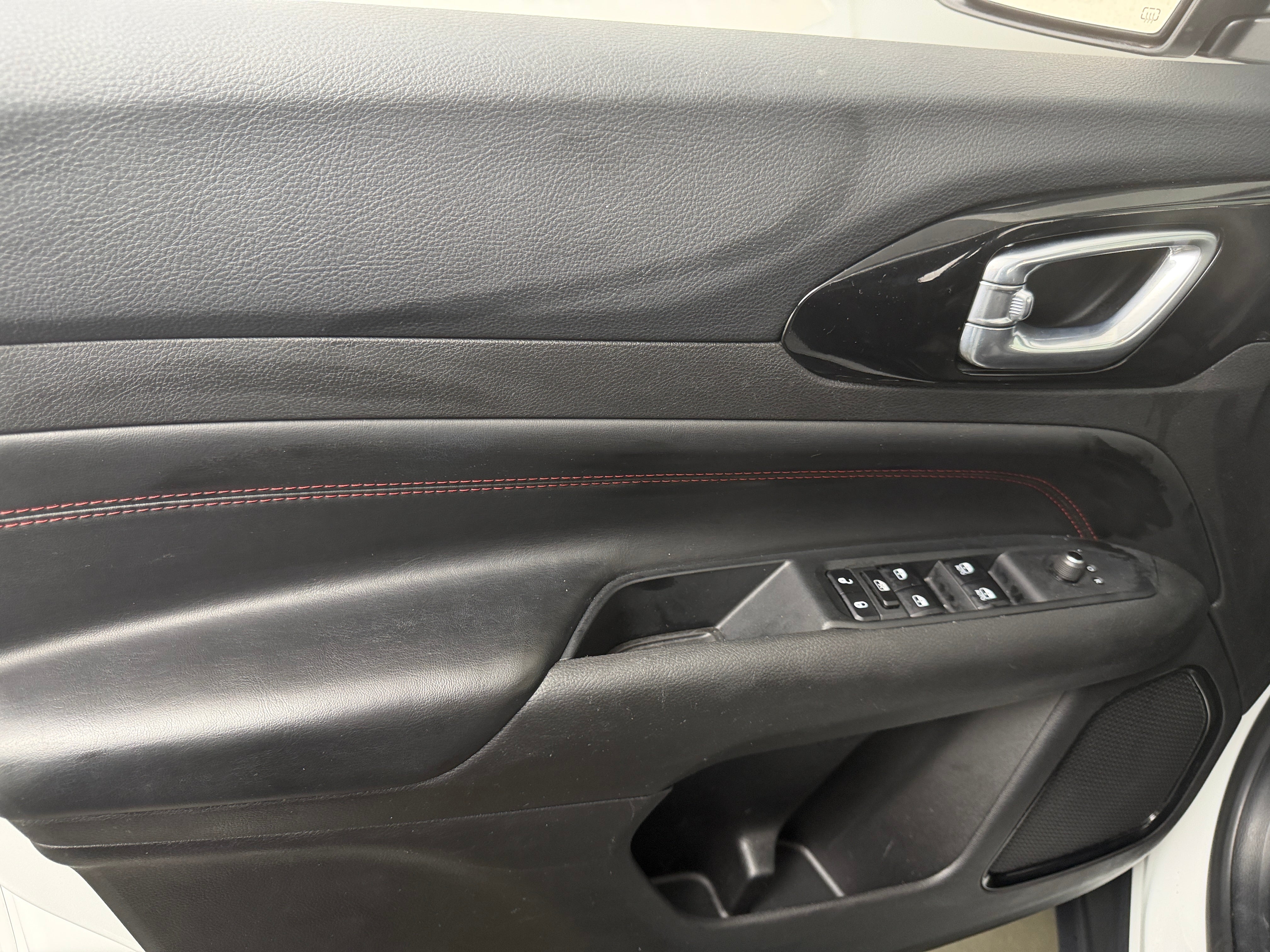 2025 Jeep Compass Trailhawk - Photo 10