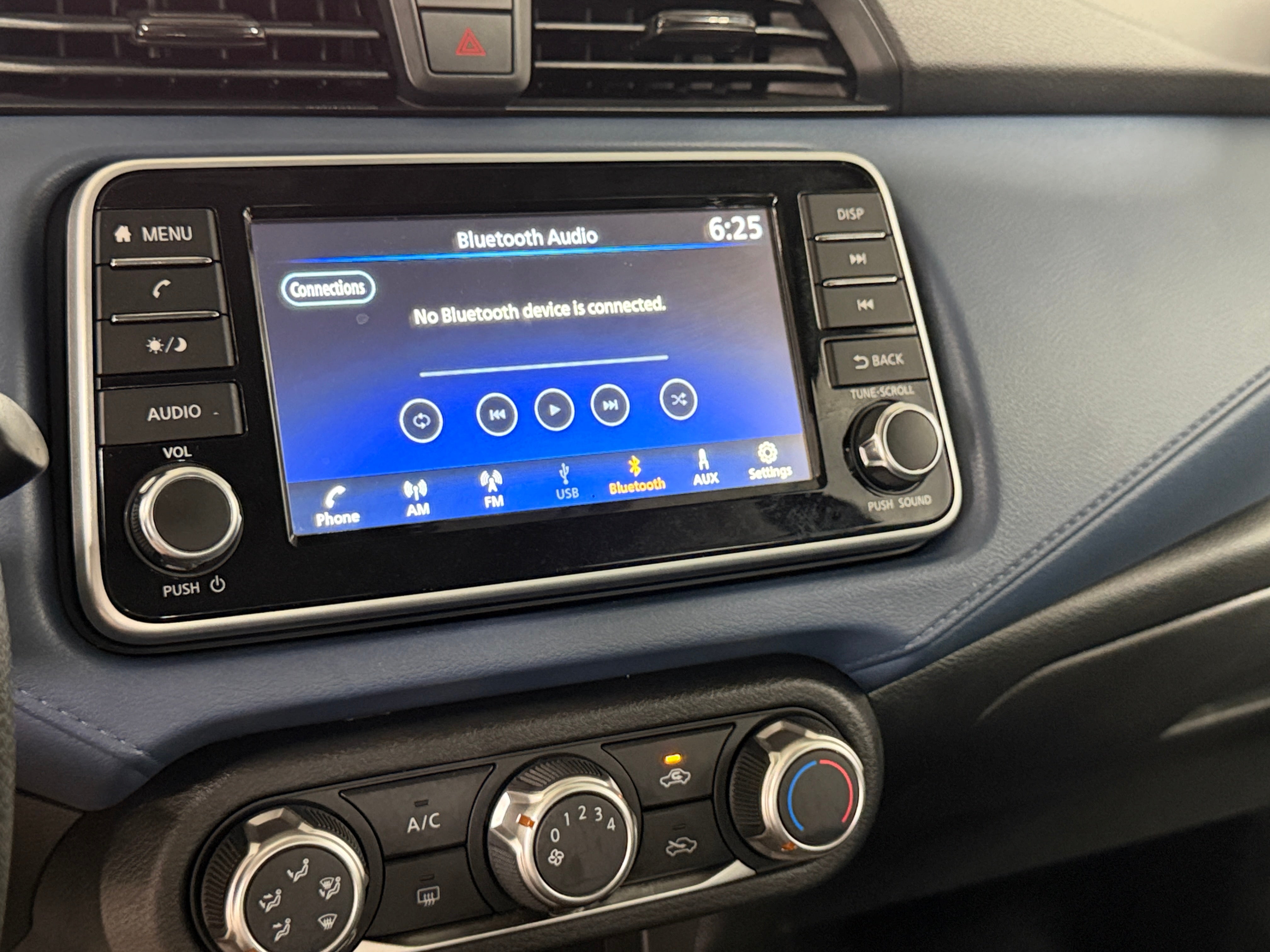 Used 2025 Nissan Versa Sedan SV with VIN 3N1CN8EVXSL821939 for sale in Auburn, WA