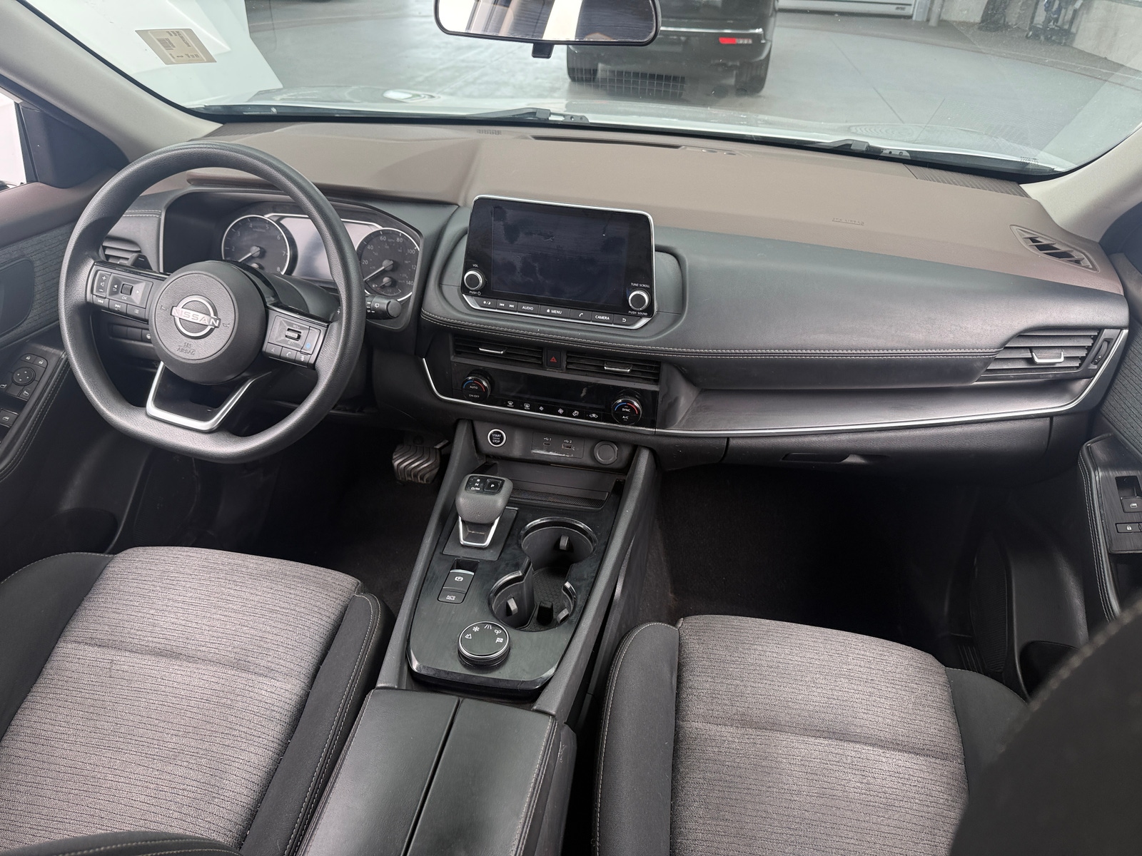Thumbnail: 2023 Nissan Rogue - 3