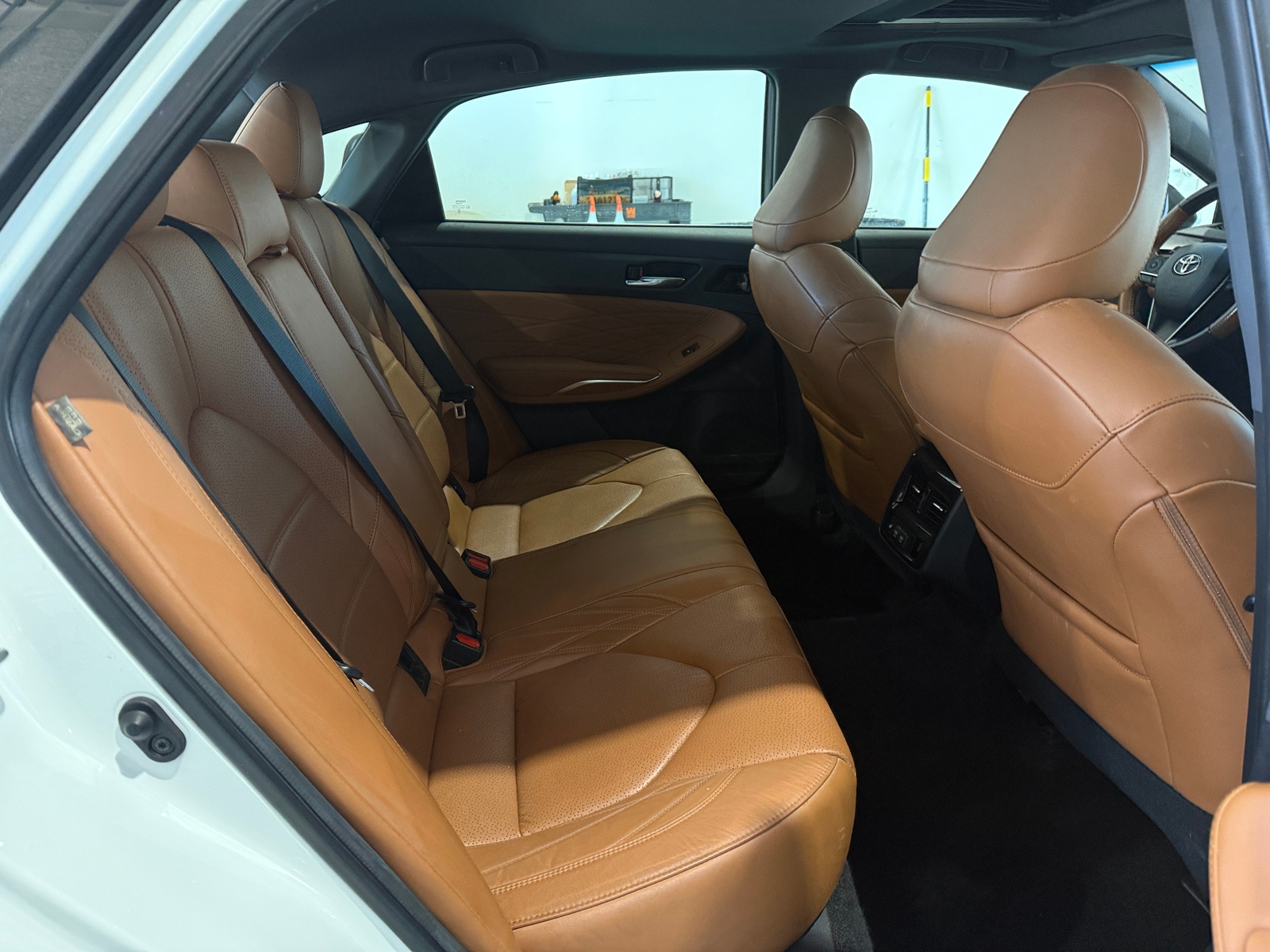 Thumbnail: 2020 Toyota Avalon - 5