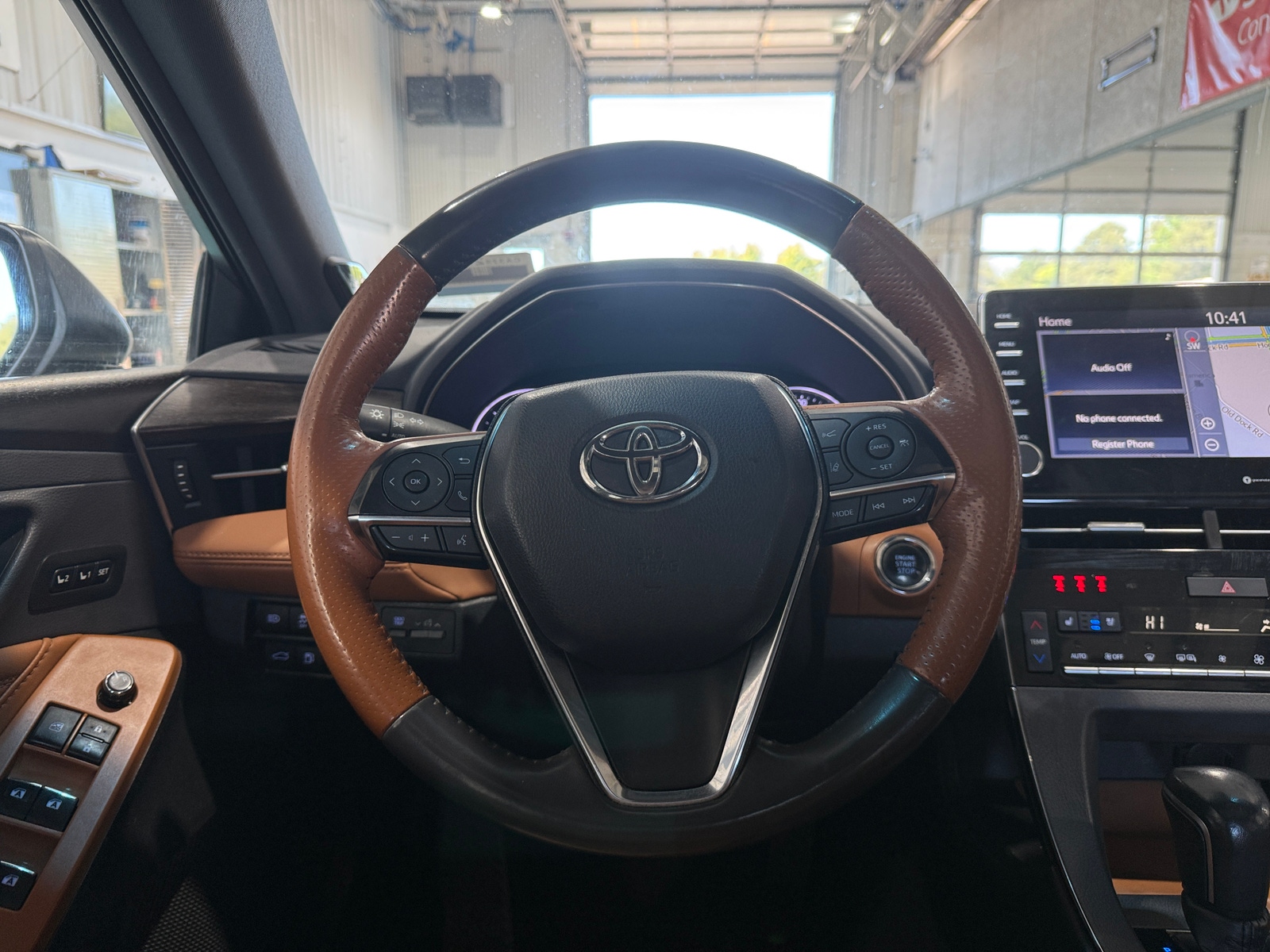 Thumbnail: 2020 Toyota Avalon - 4