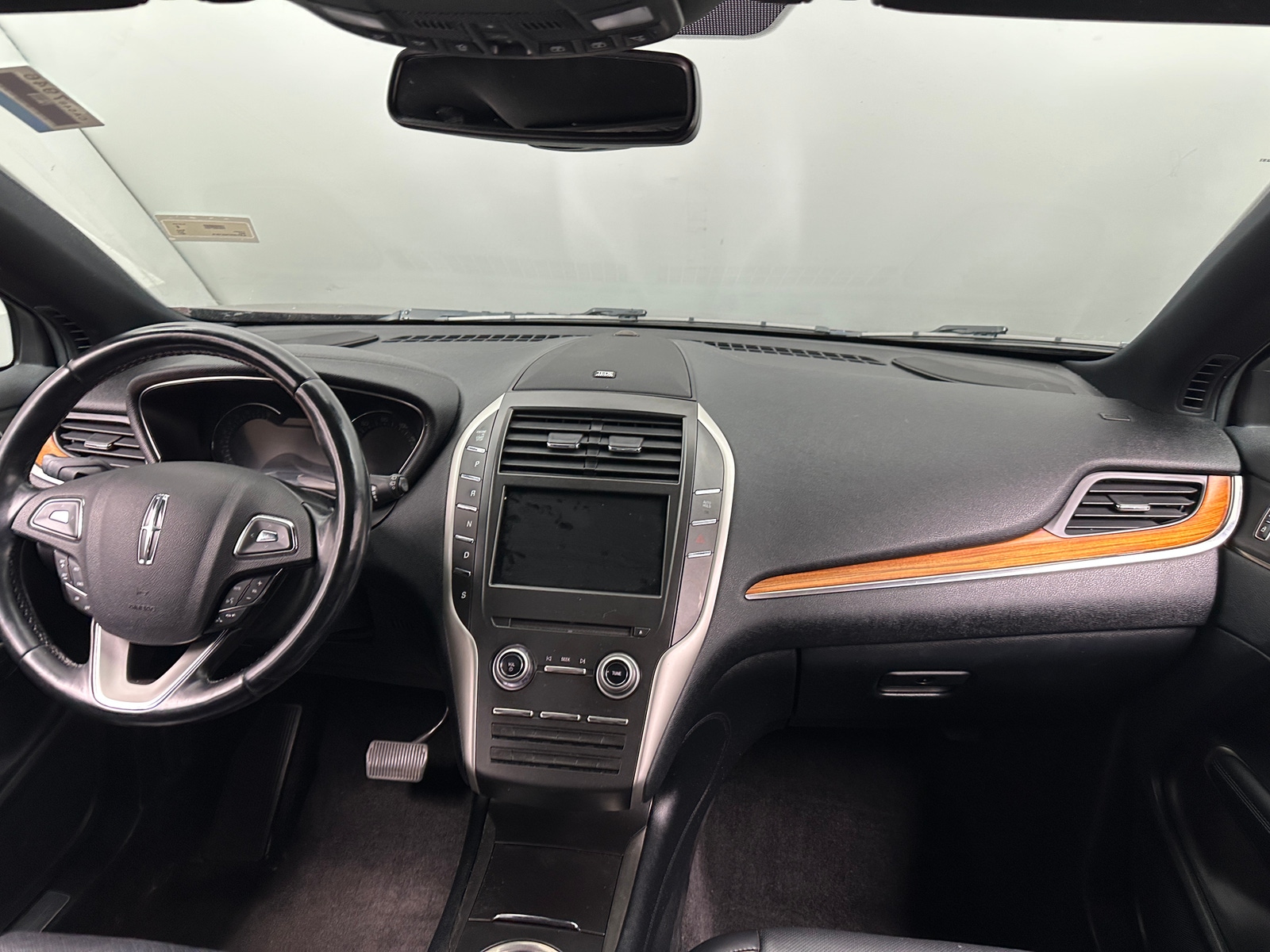 Thumbnail: 2017 Lincoln MKC - 2