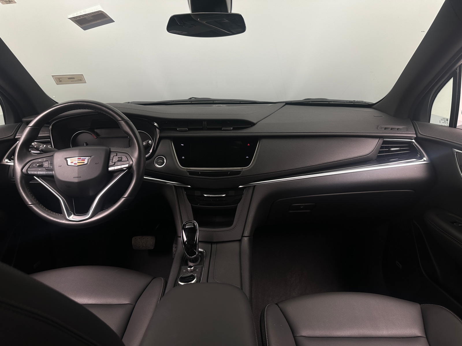 Thumbnail: 2024 Cadillac XT6 - 2