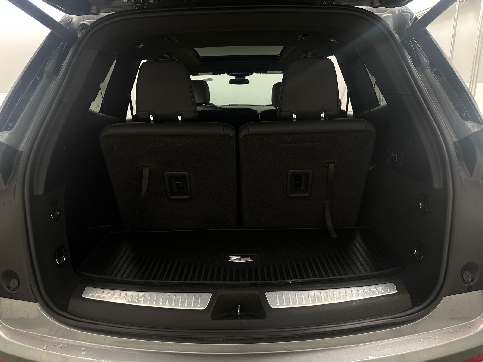 Thumbnail: 2024 Cadillac XT6 - 6