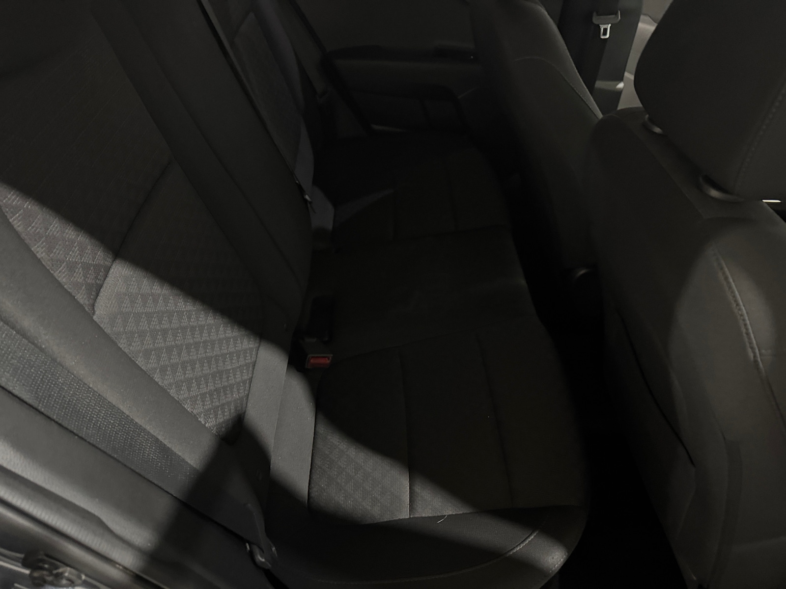 Thumbnail: 2020 Kia Rio - 6