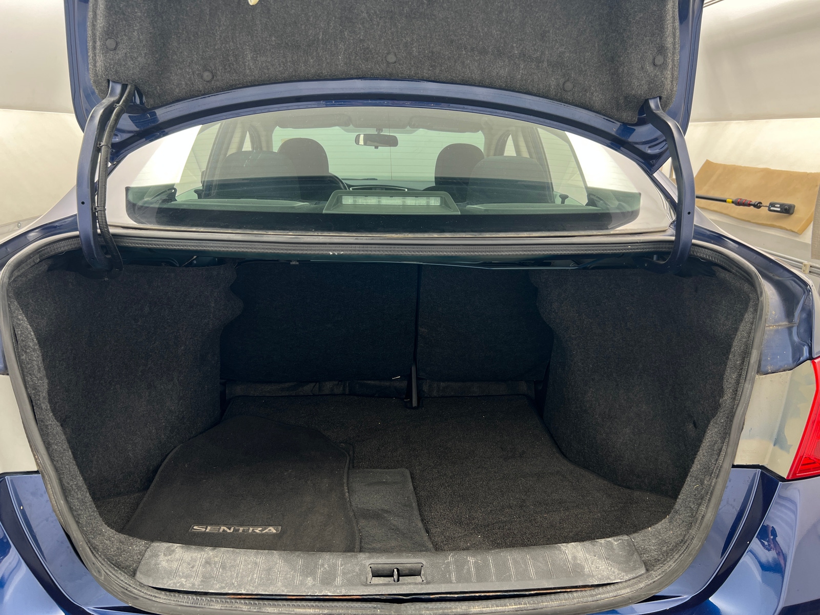 Thumbnail: 2016 Nissan Sentra - 7