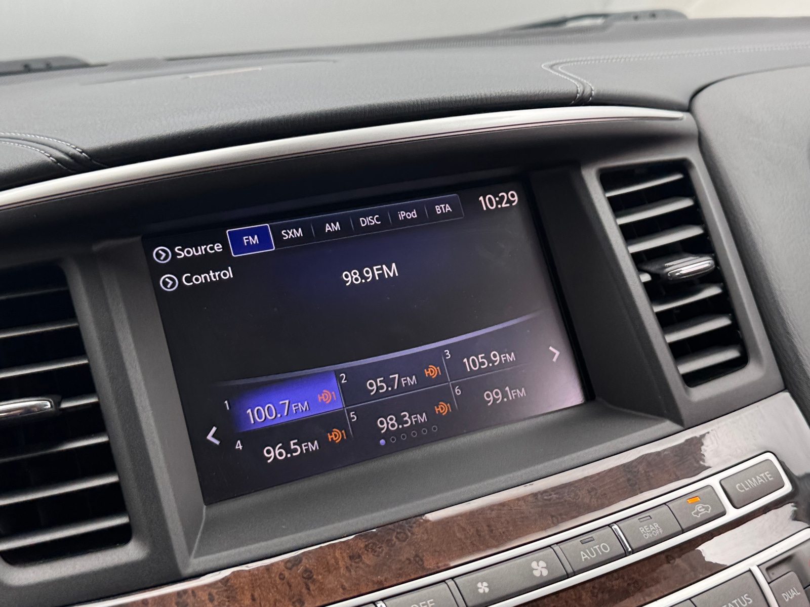 Thumbnail: 2018 INFINITI QX60 - 3