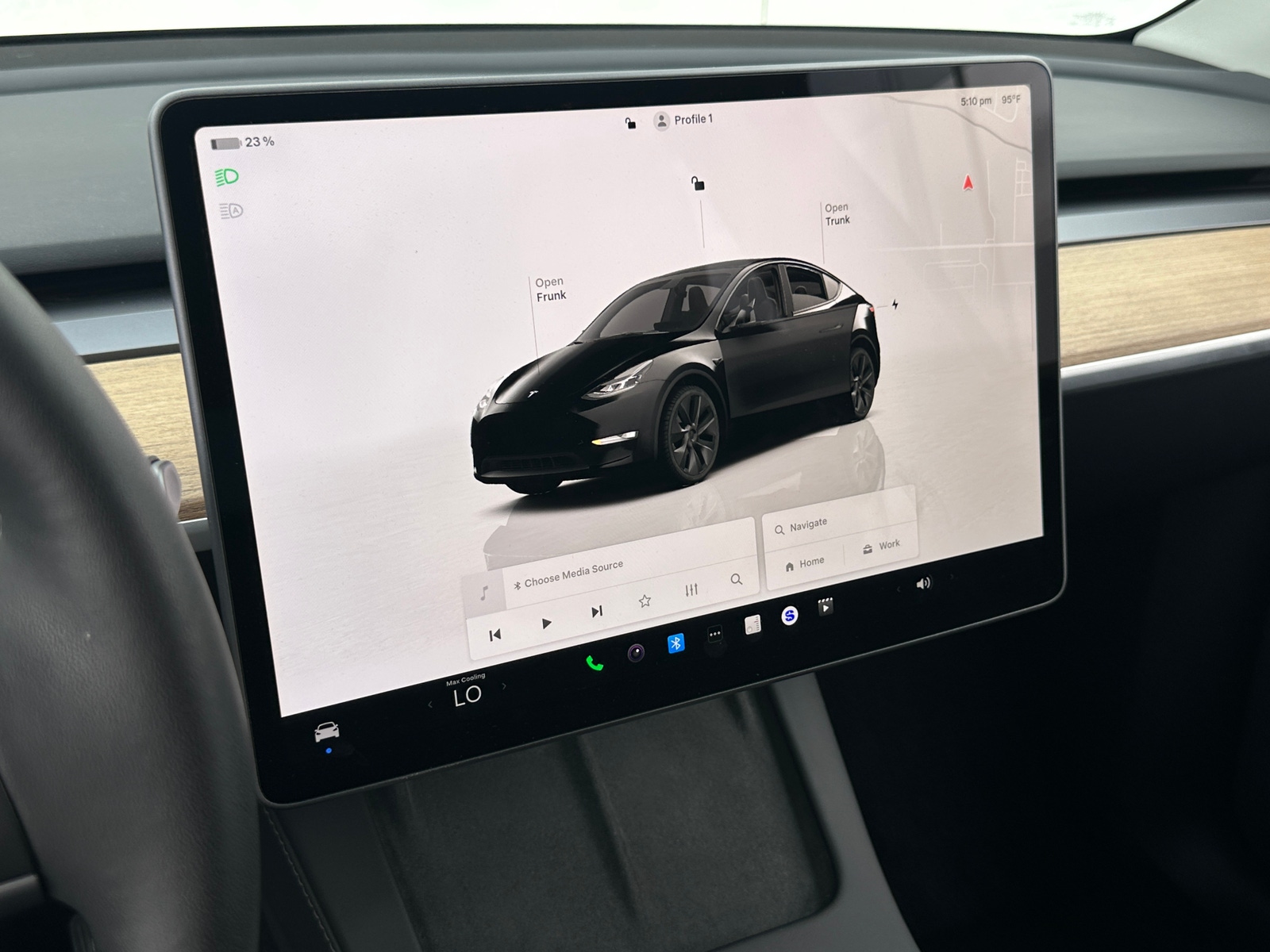 Thumbnail: 2025 Tesla Model Y - 3