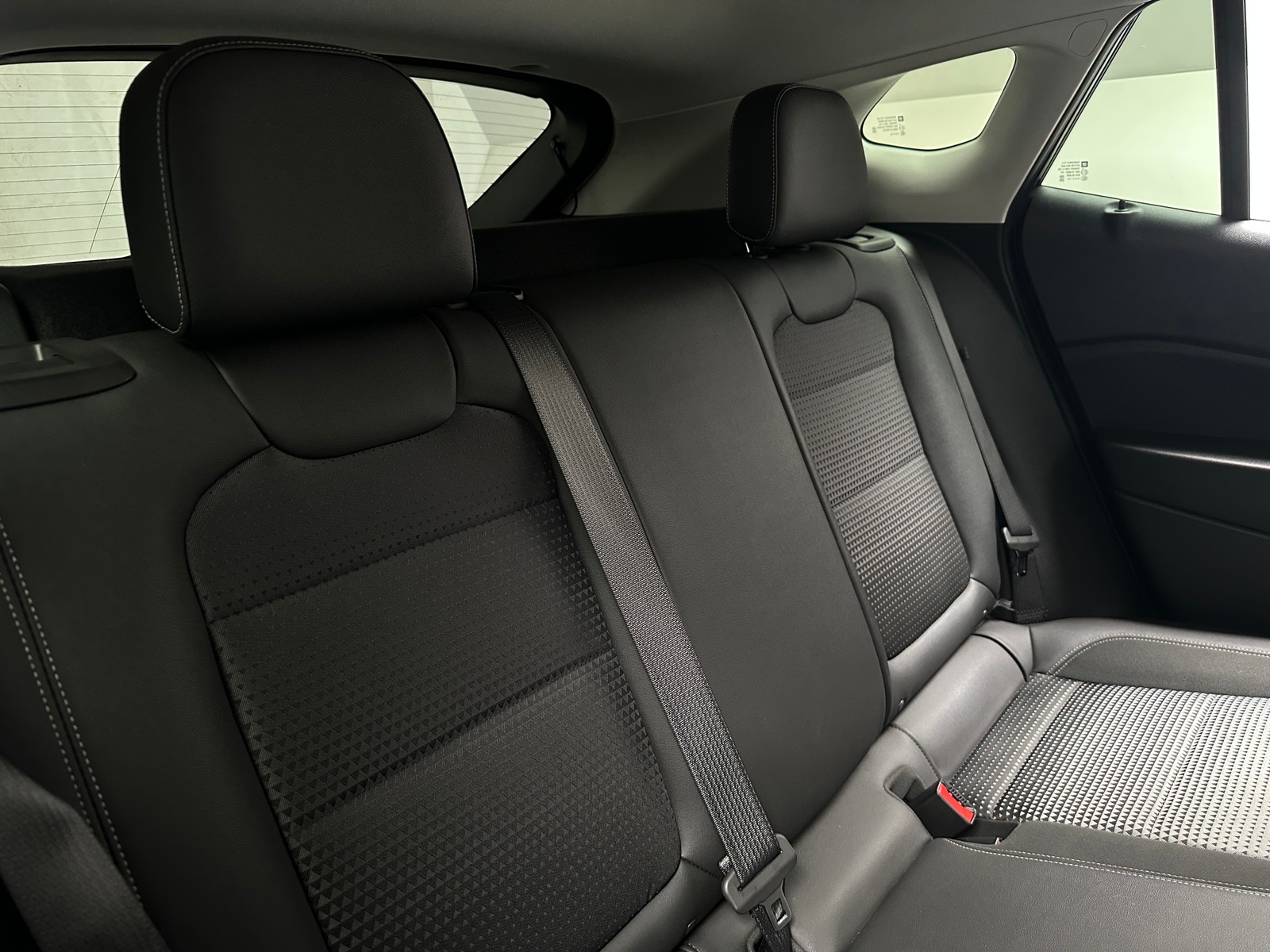 Thumbnail: 2025 Chevrolet Trax - 6