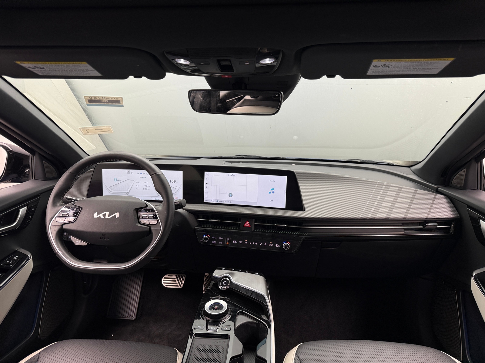 Thumbnail: 2023 Kia EV6 - 3