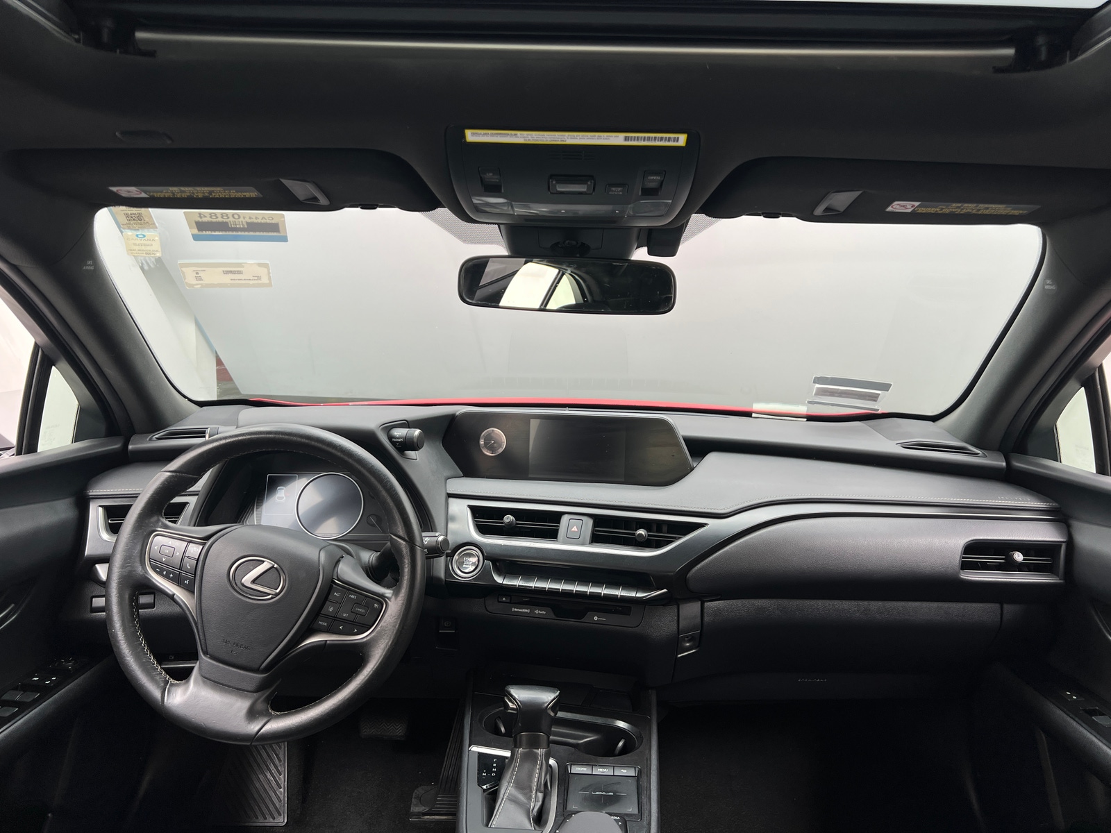 Thumbnail: 2020 Lexus UX - 2