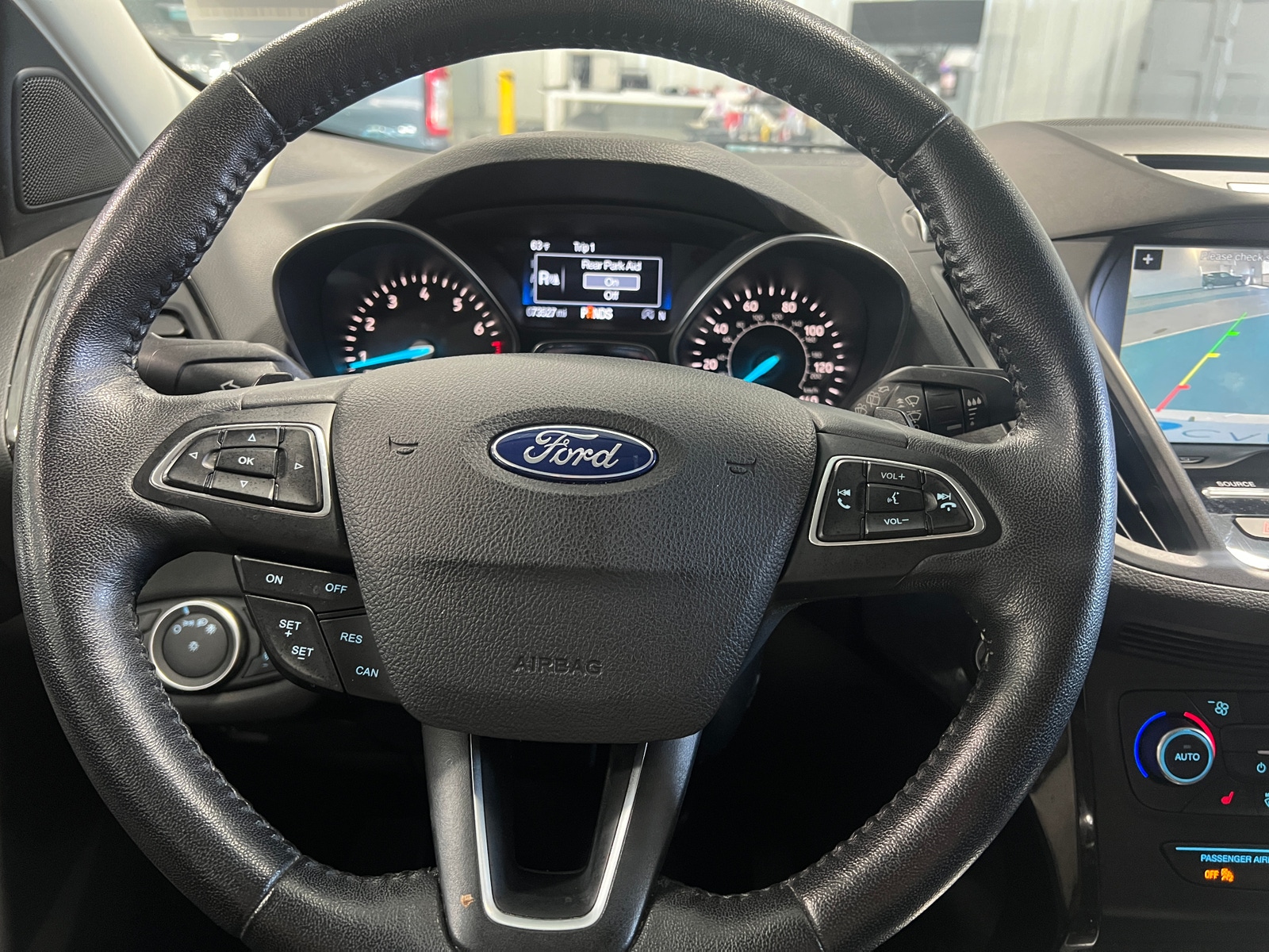 Thumbnail: 2017 Ford Escape - 4