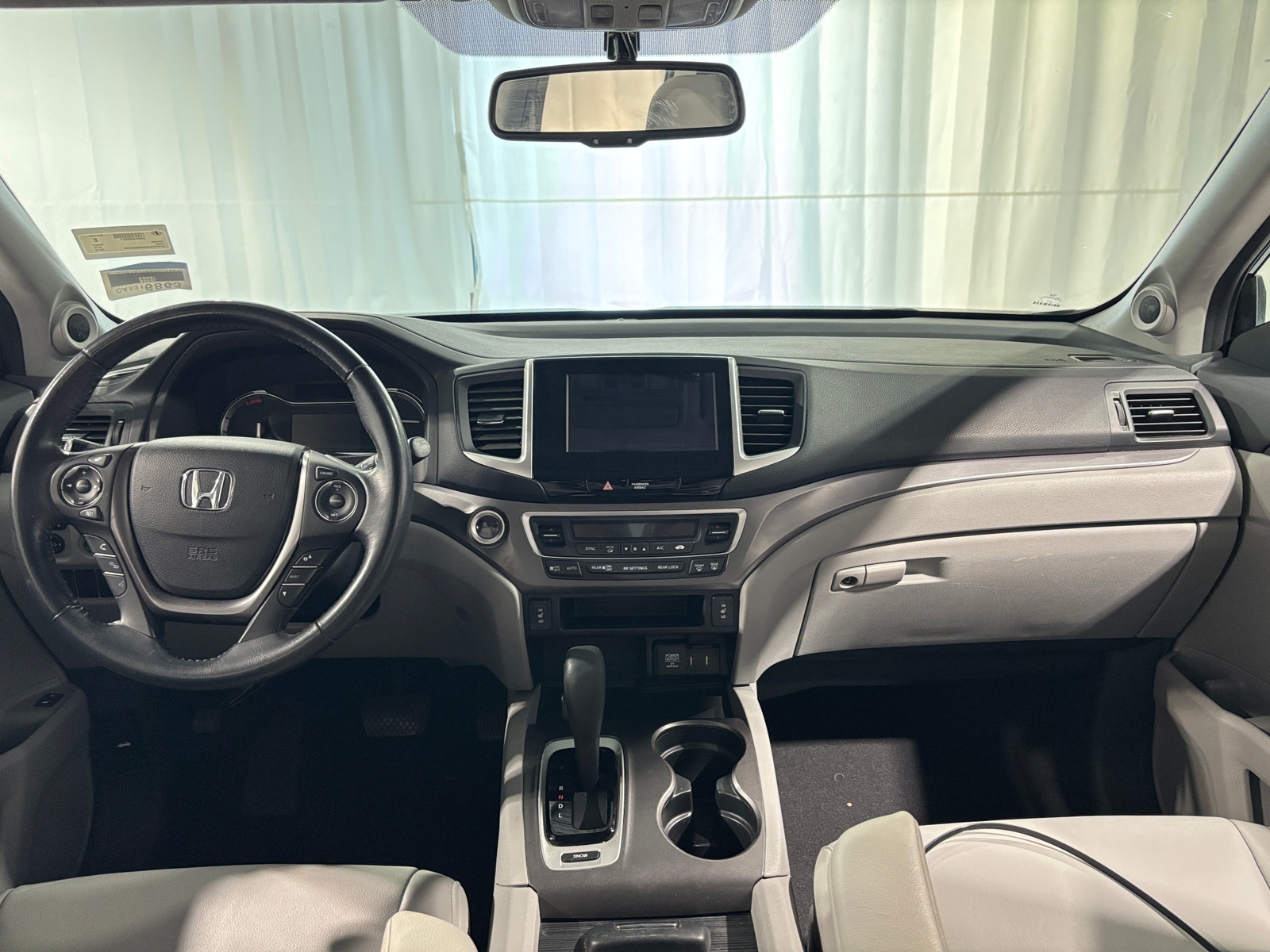Thumbnail: 2016 Honda Pilot - 2
