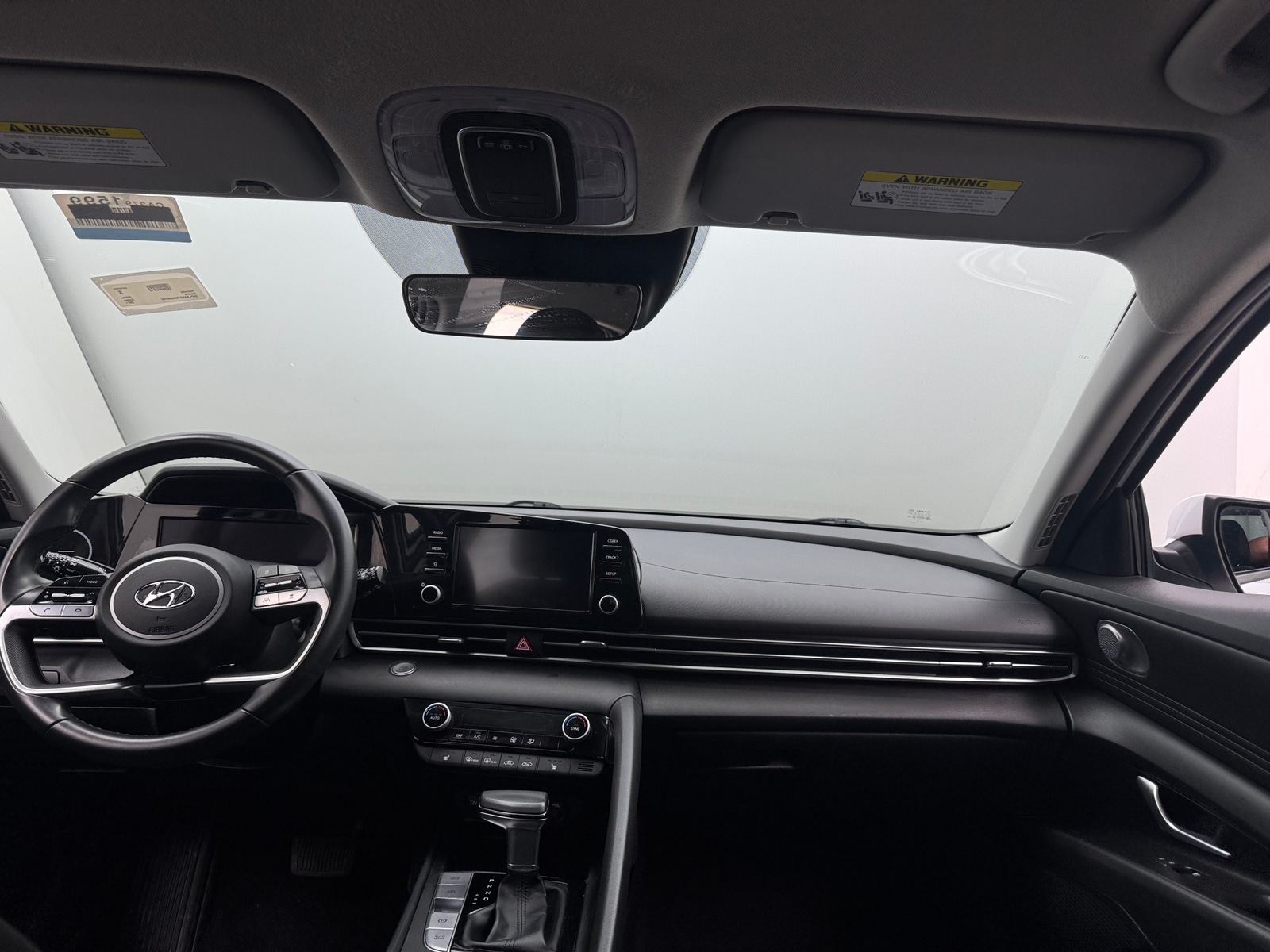 Thumbnail: 2021 Hyundai Elantra - 3