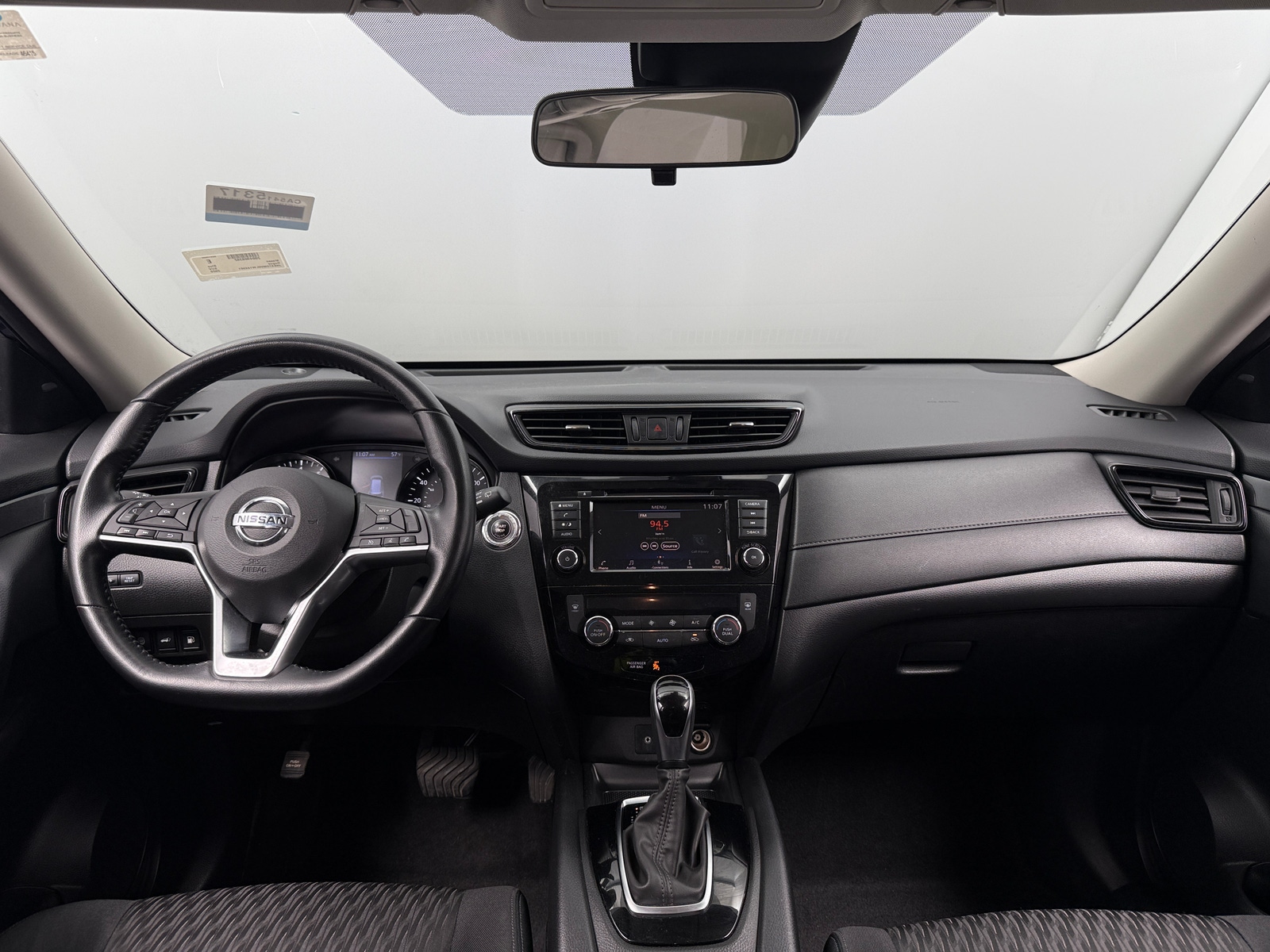 Thumbnail: 2020 Nissan Rogue - 3