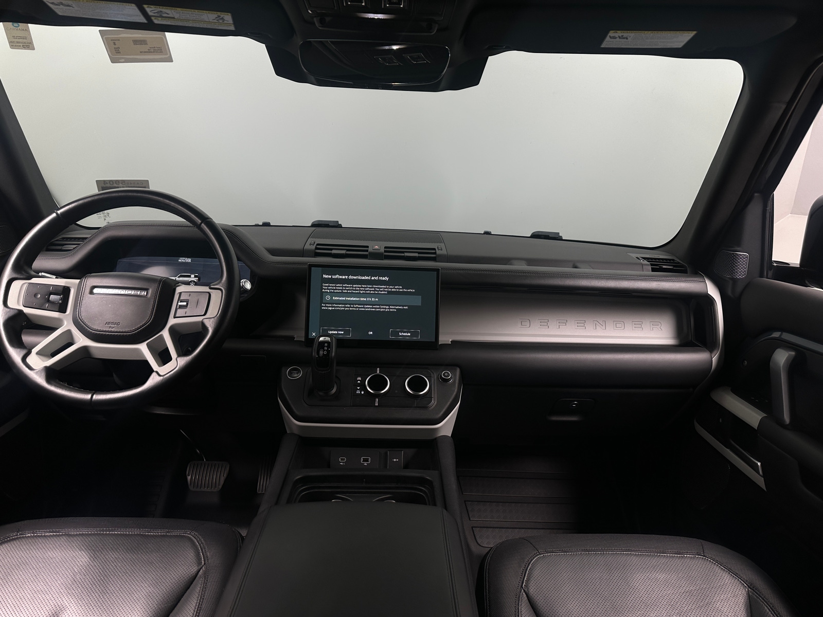 Thumbnail: 2022 Land Rover Defender - 2