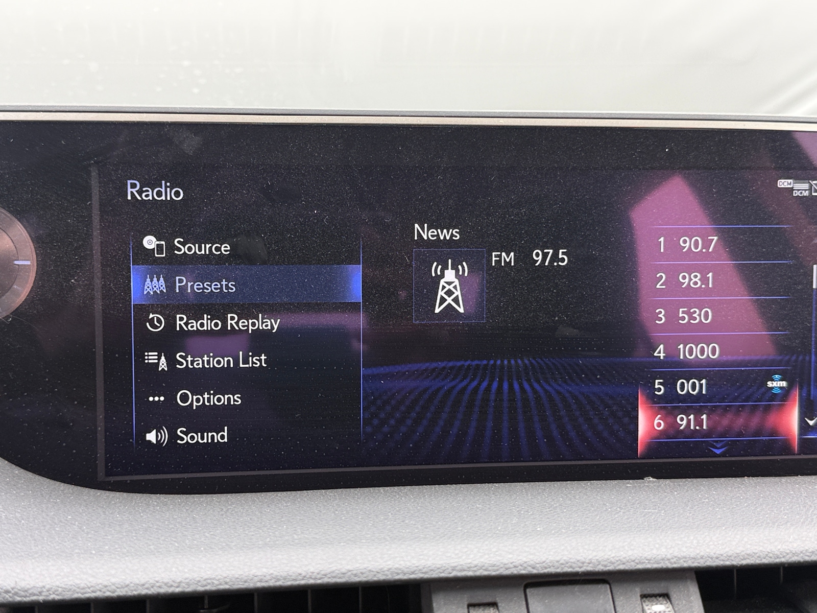 Thumbnail: 2019 Lexus ES - 4