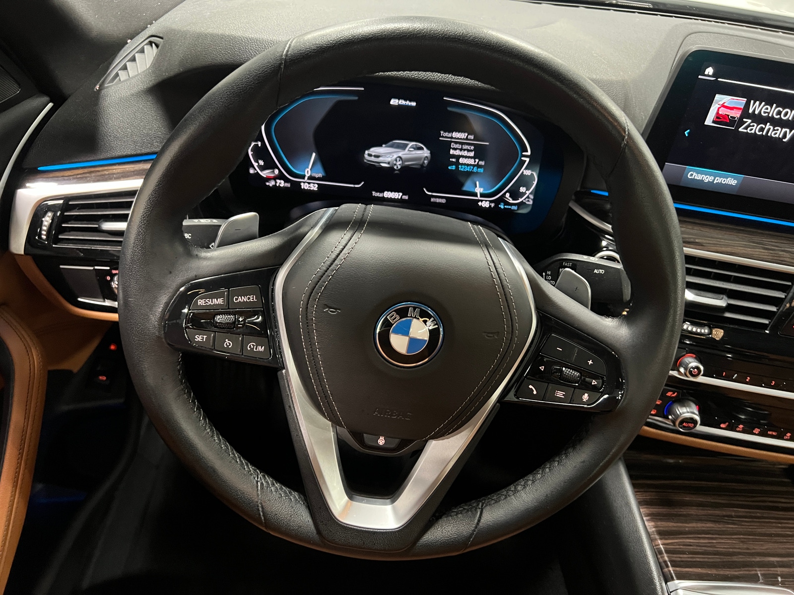 Thumbnail: 2023 BMW 5 Series - 4