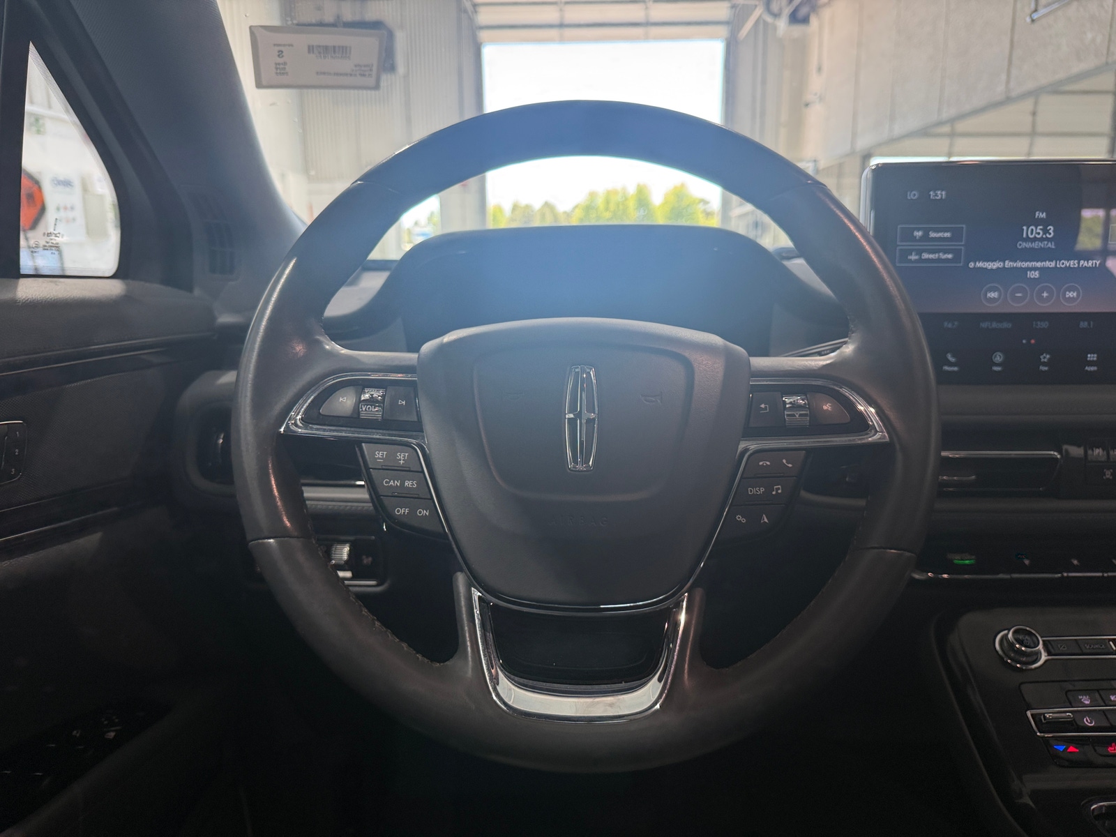 Thumbnail: 2022 Lincoln Nautilus - 4