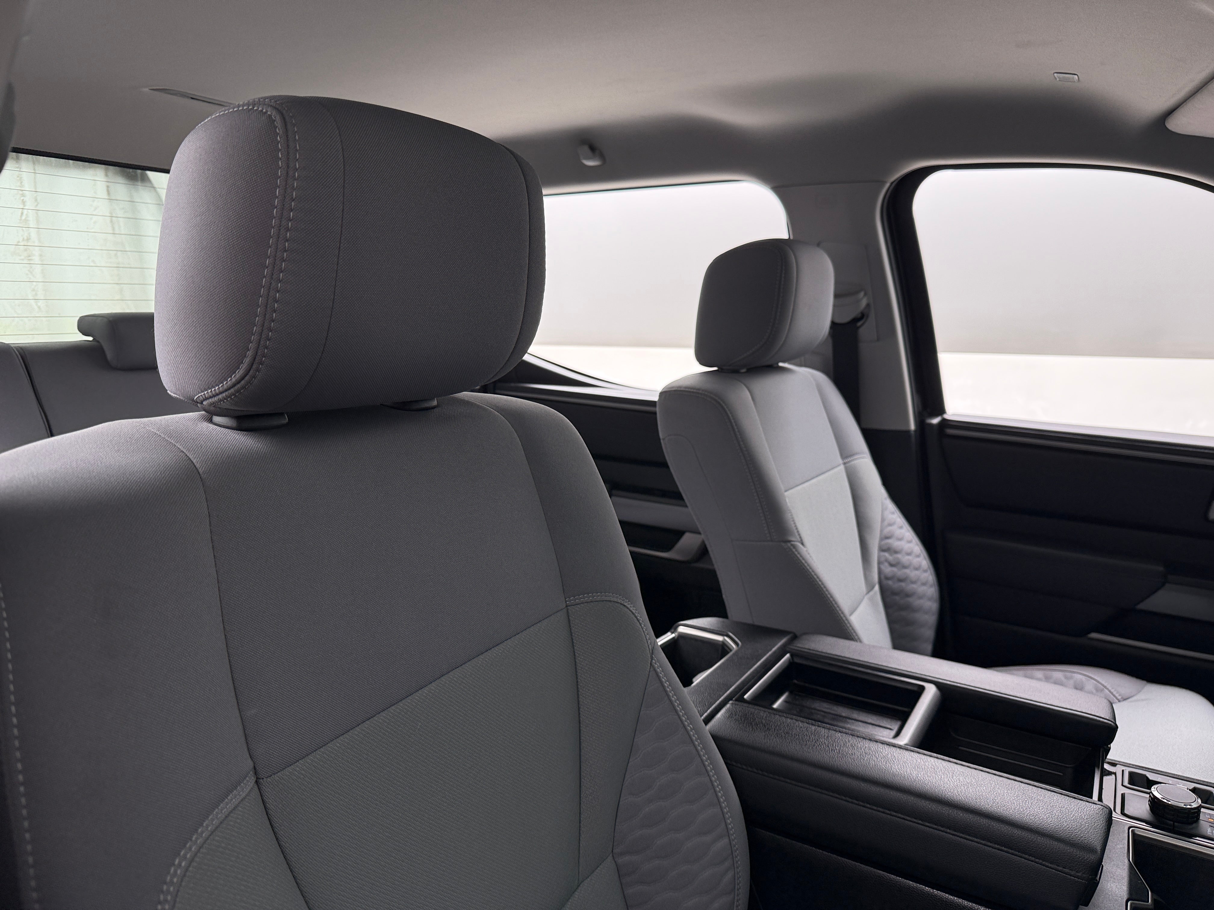 2024 Toyota Tundra SR5 - Photo 5
